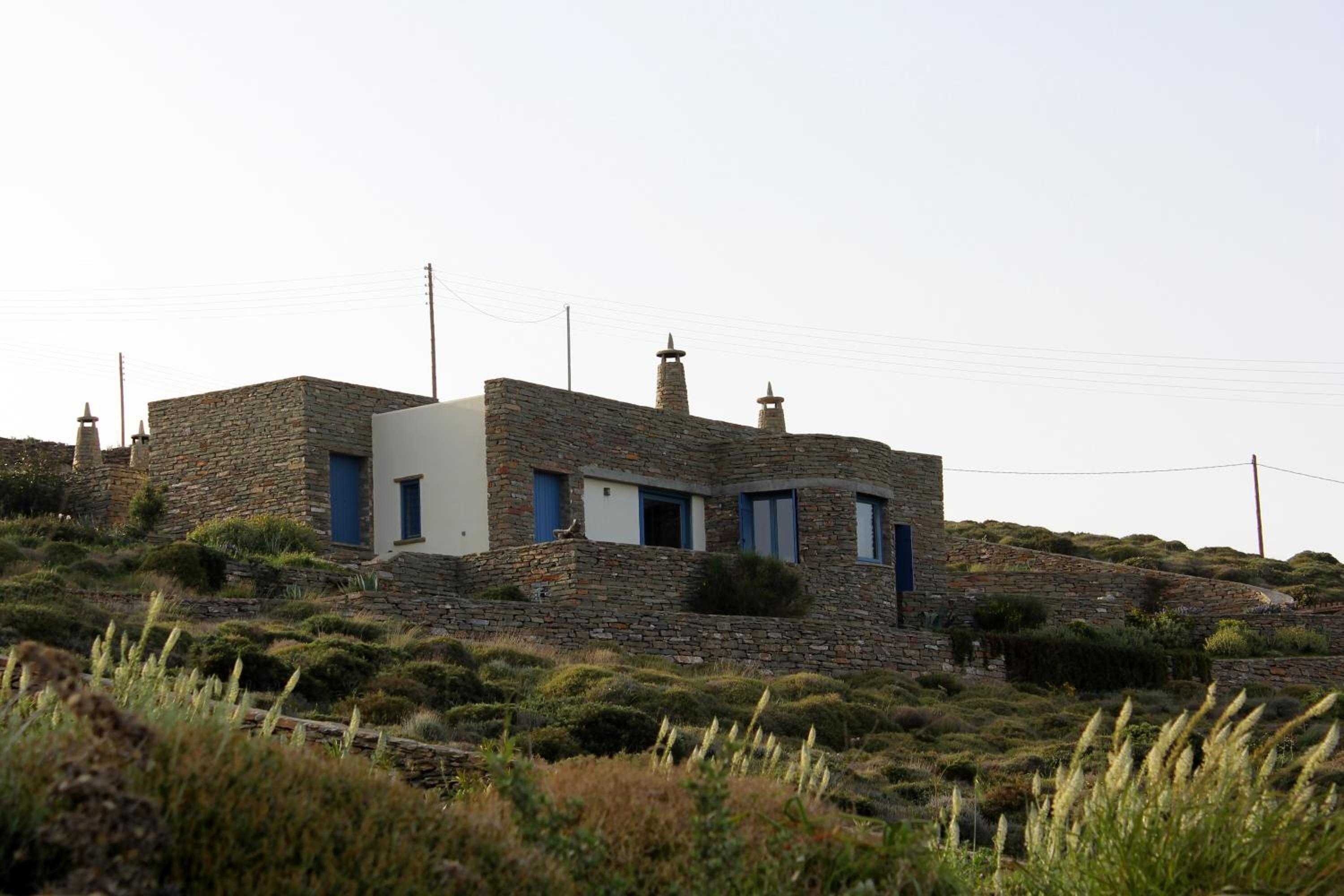 Bioclimatic stone built villa view 3