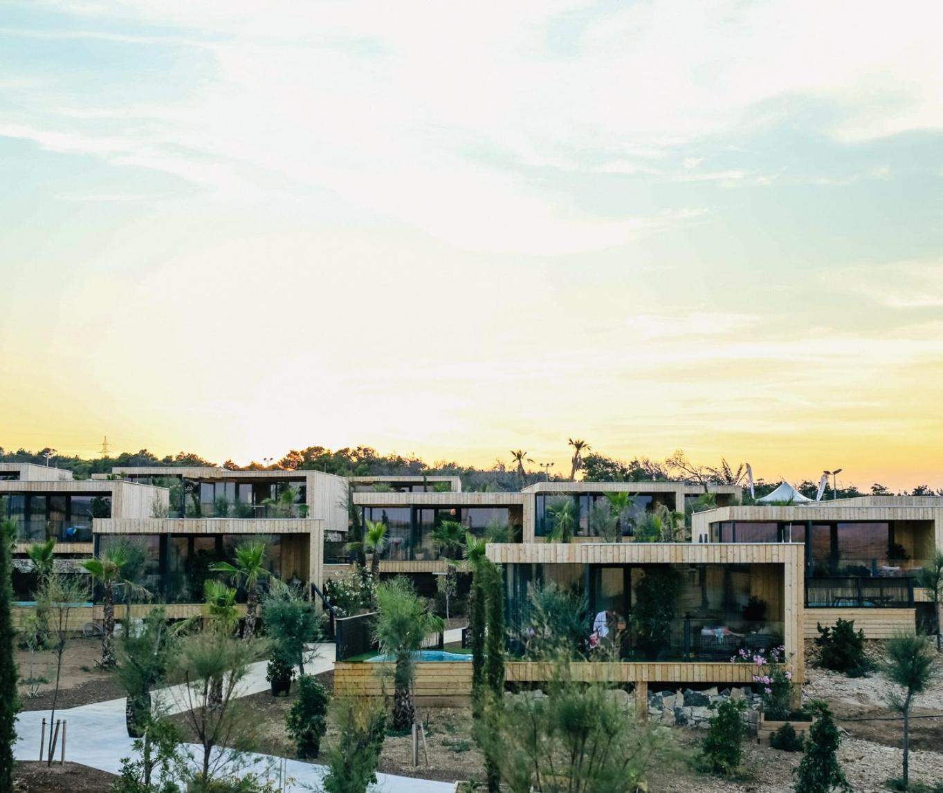 Noa Glamping Resort