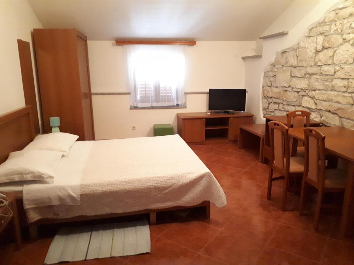 Apartments Lav Poreč