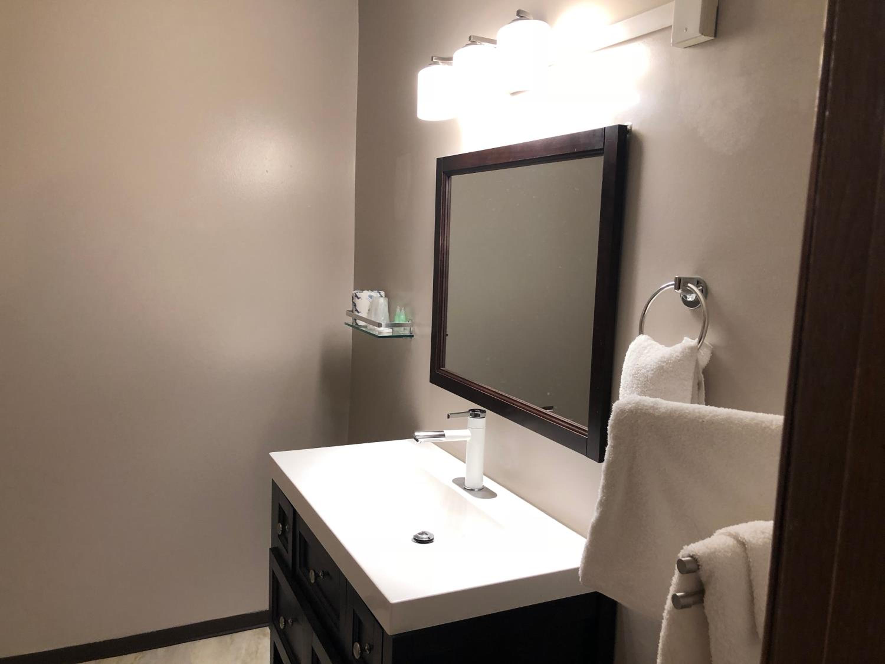 Voyageur Motel