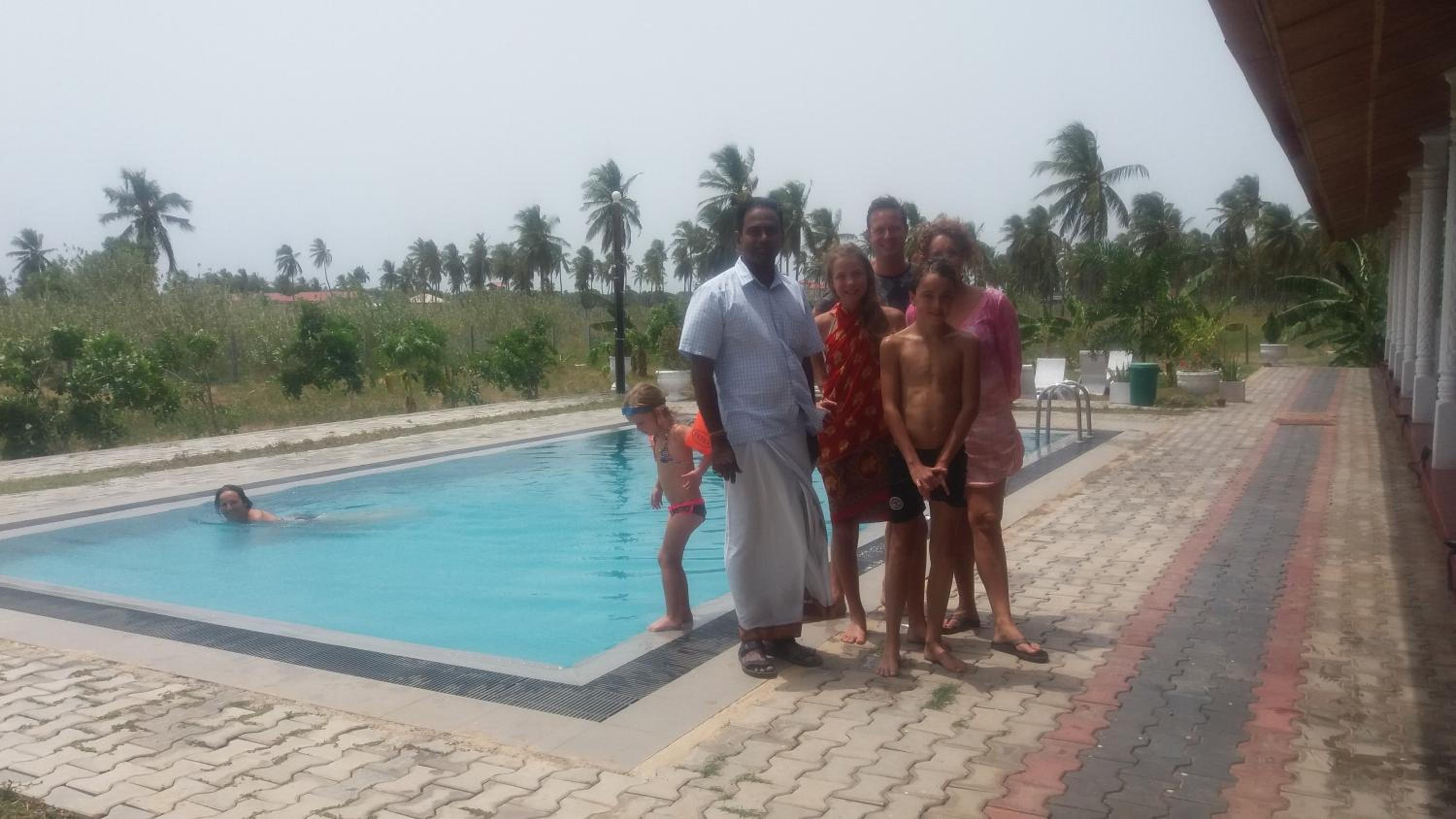 Shan Guest and Restaurant Nilaveli