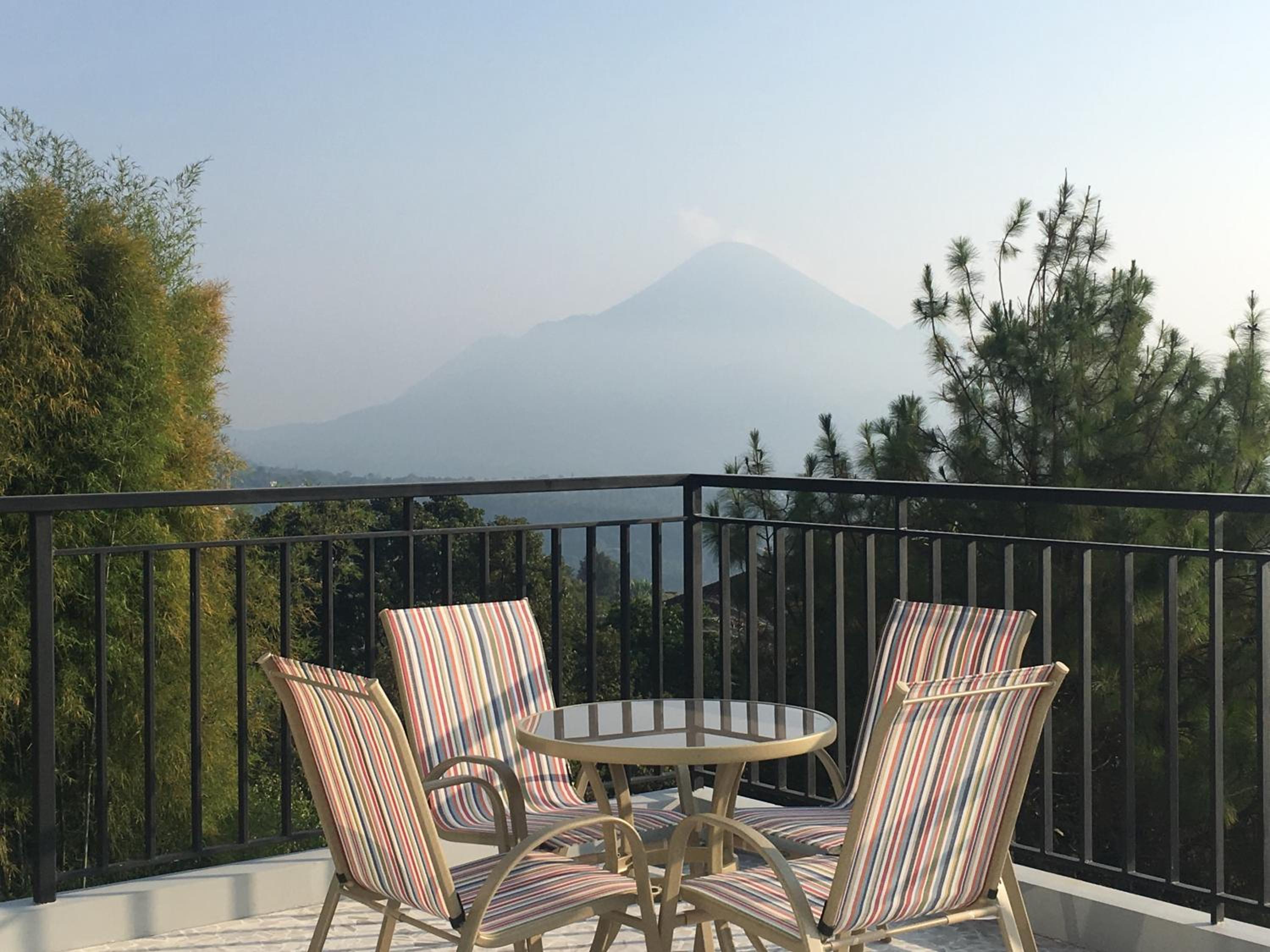 Arainn Bed & Breakfast Tretes Prigen by ecommerceloka view 3