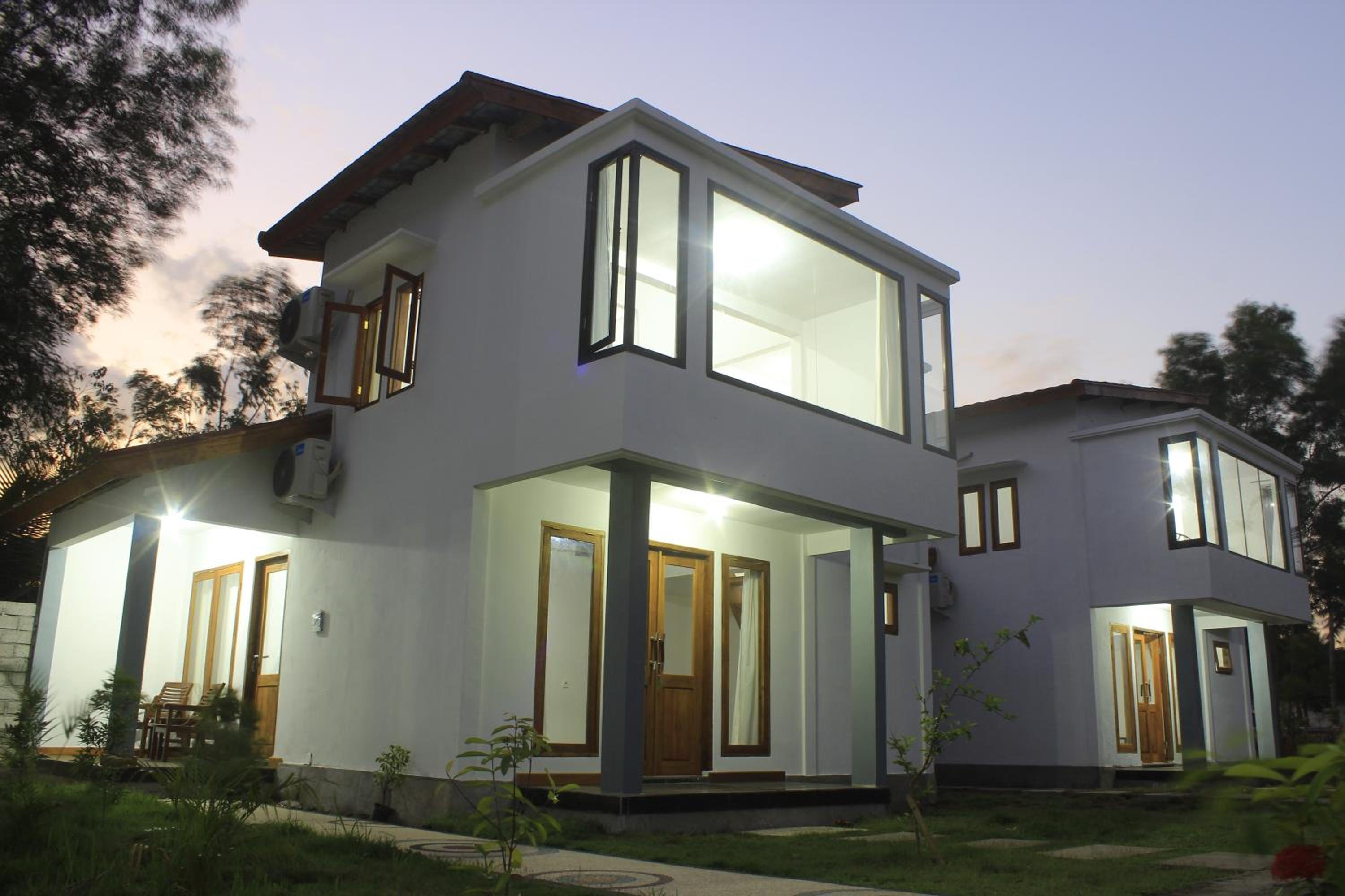 Photo 8