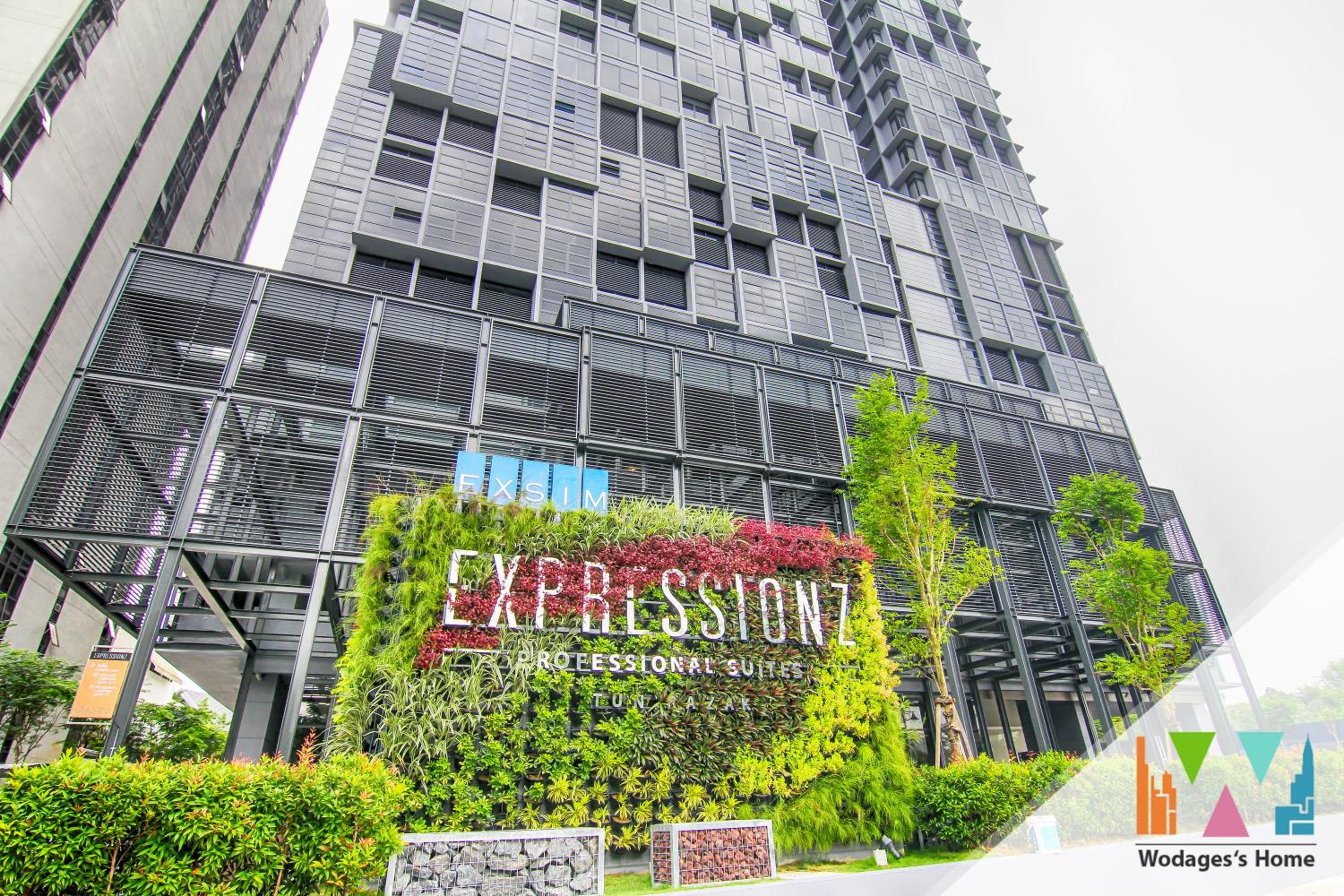 Expressionz KLCC by Wodages