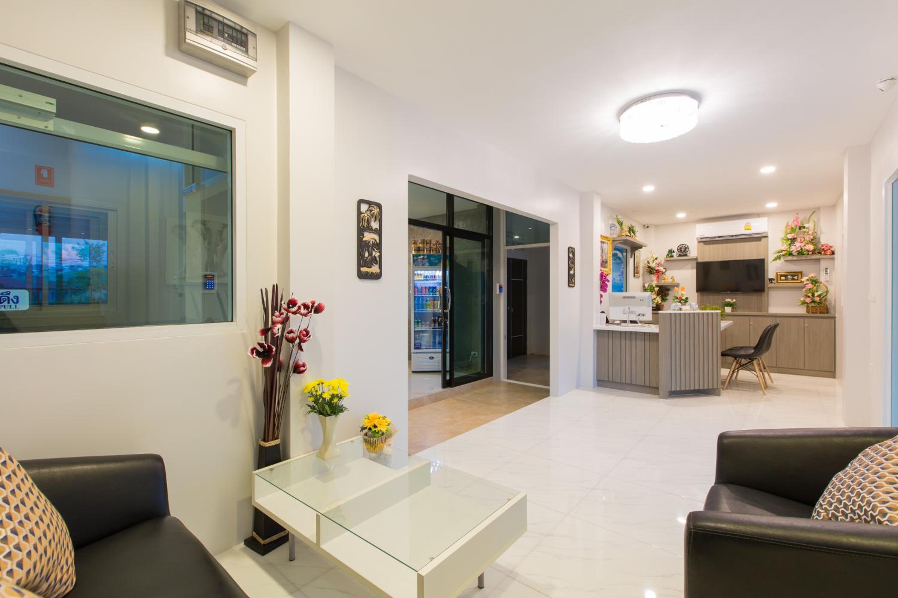 Phant at Thalang Service Apartment