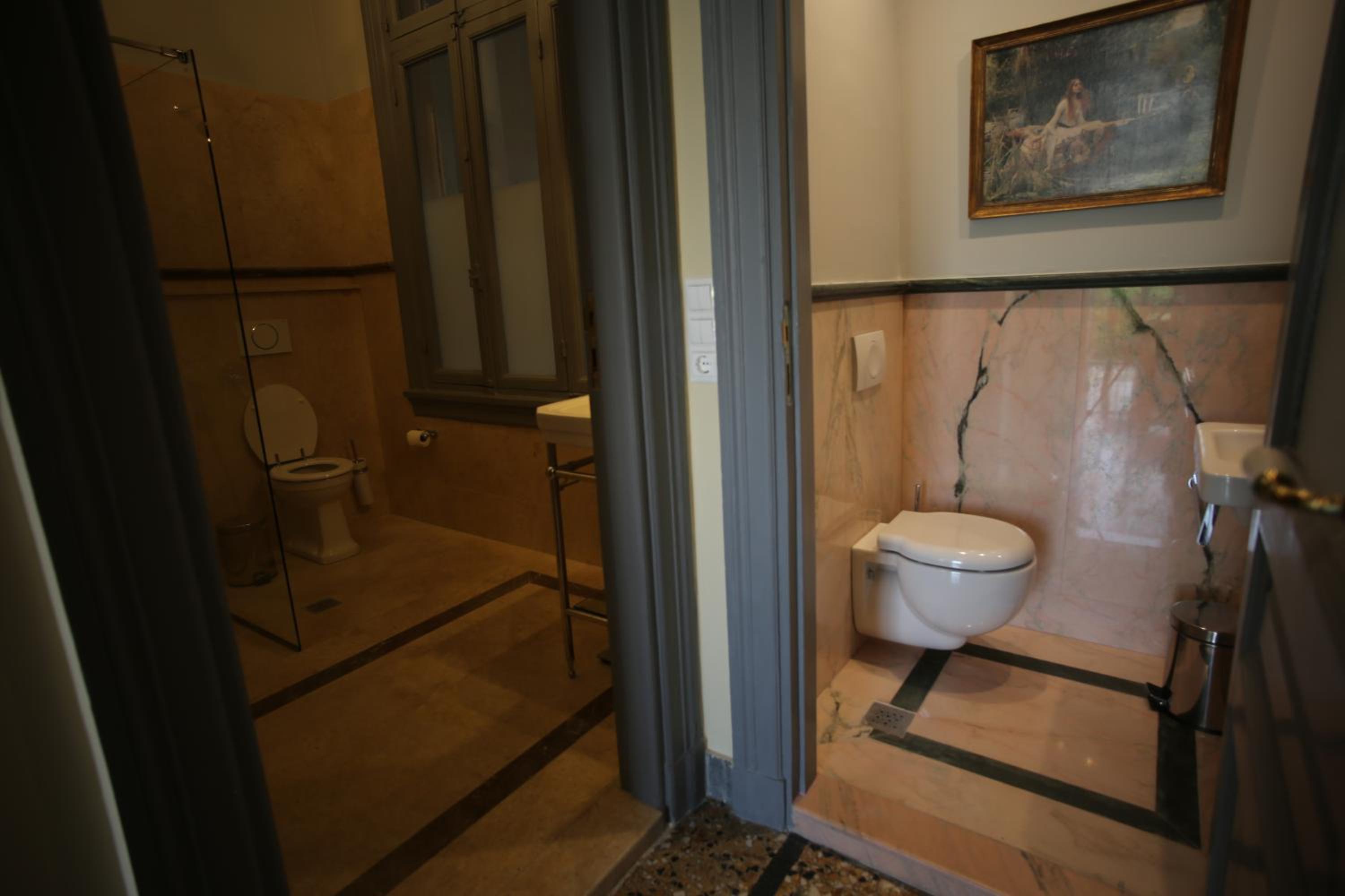 Athenian Vintage Apartments