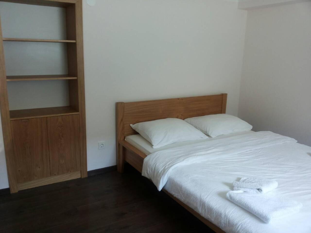Photo 51