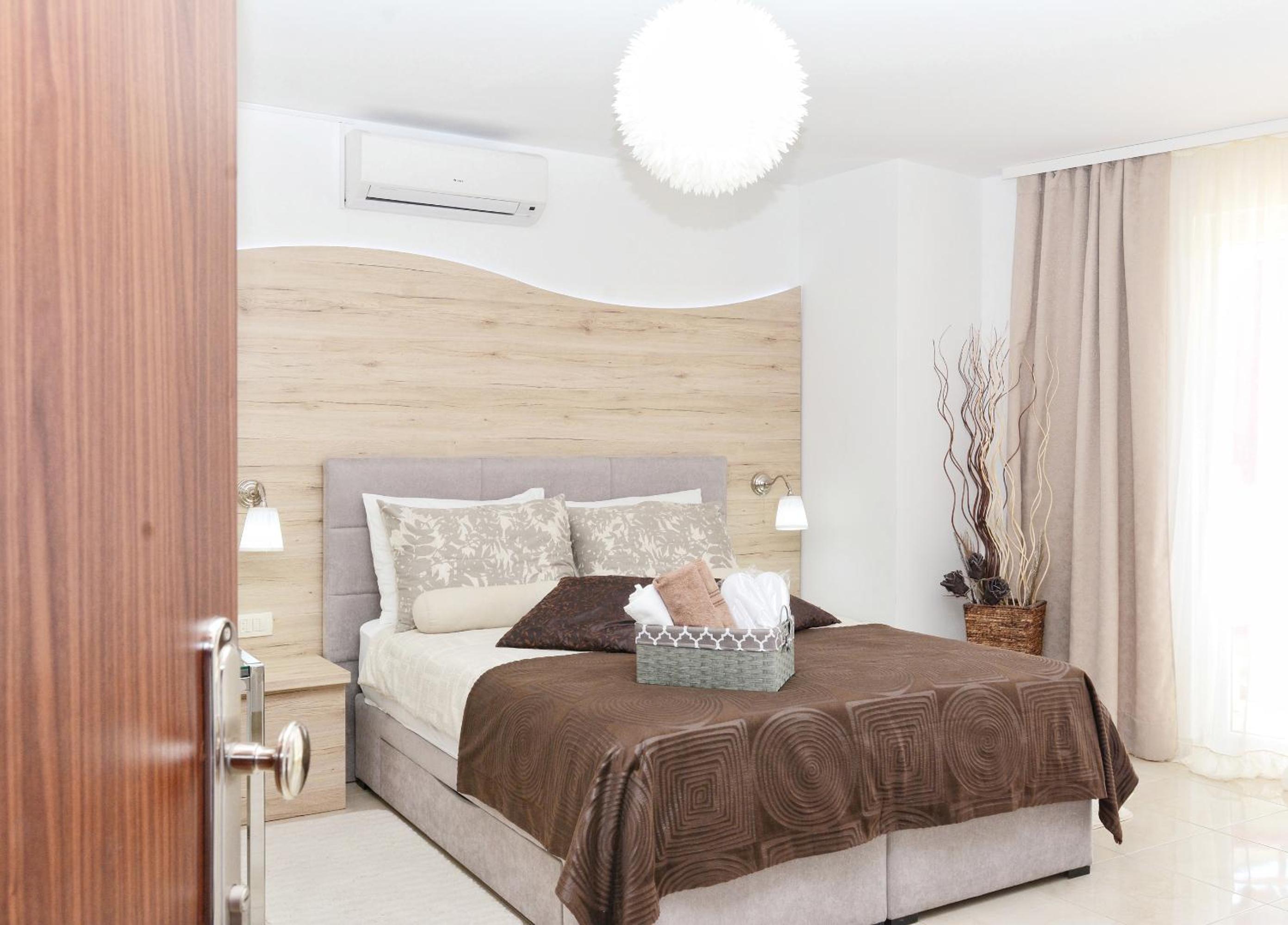 Apartments Maritea