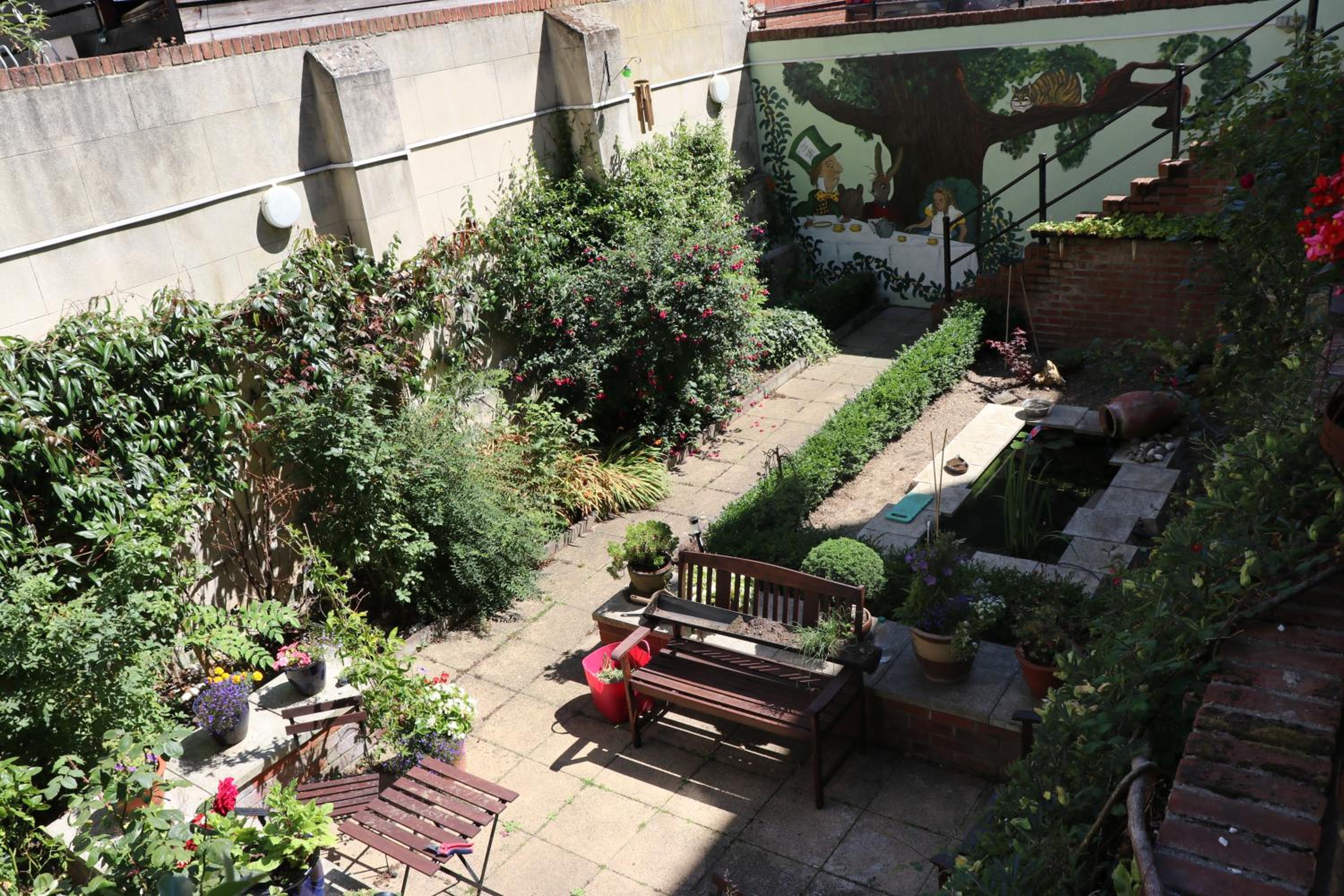 Photo 28
