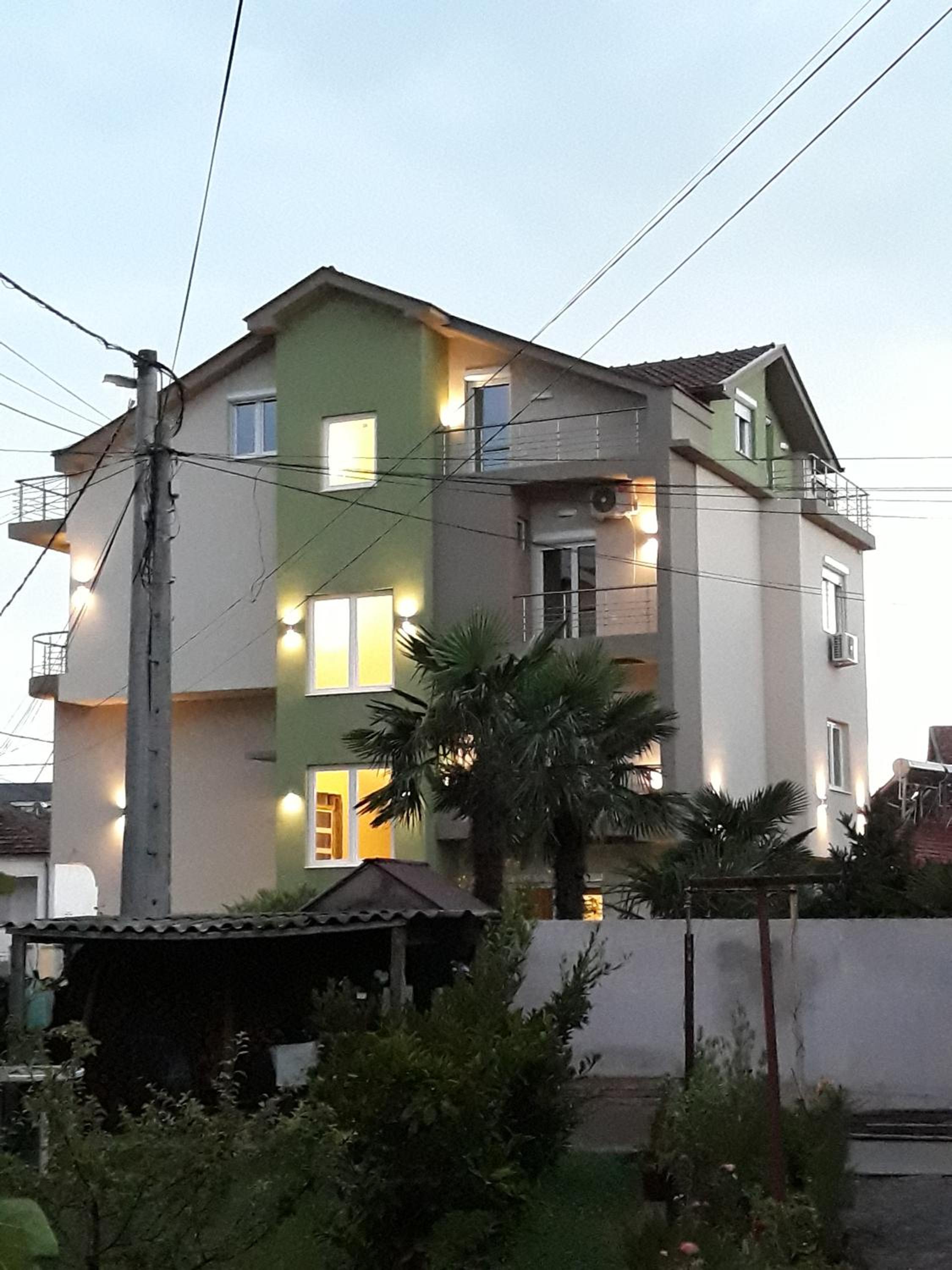 Photo 82