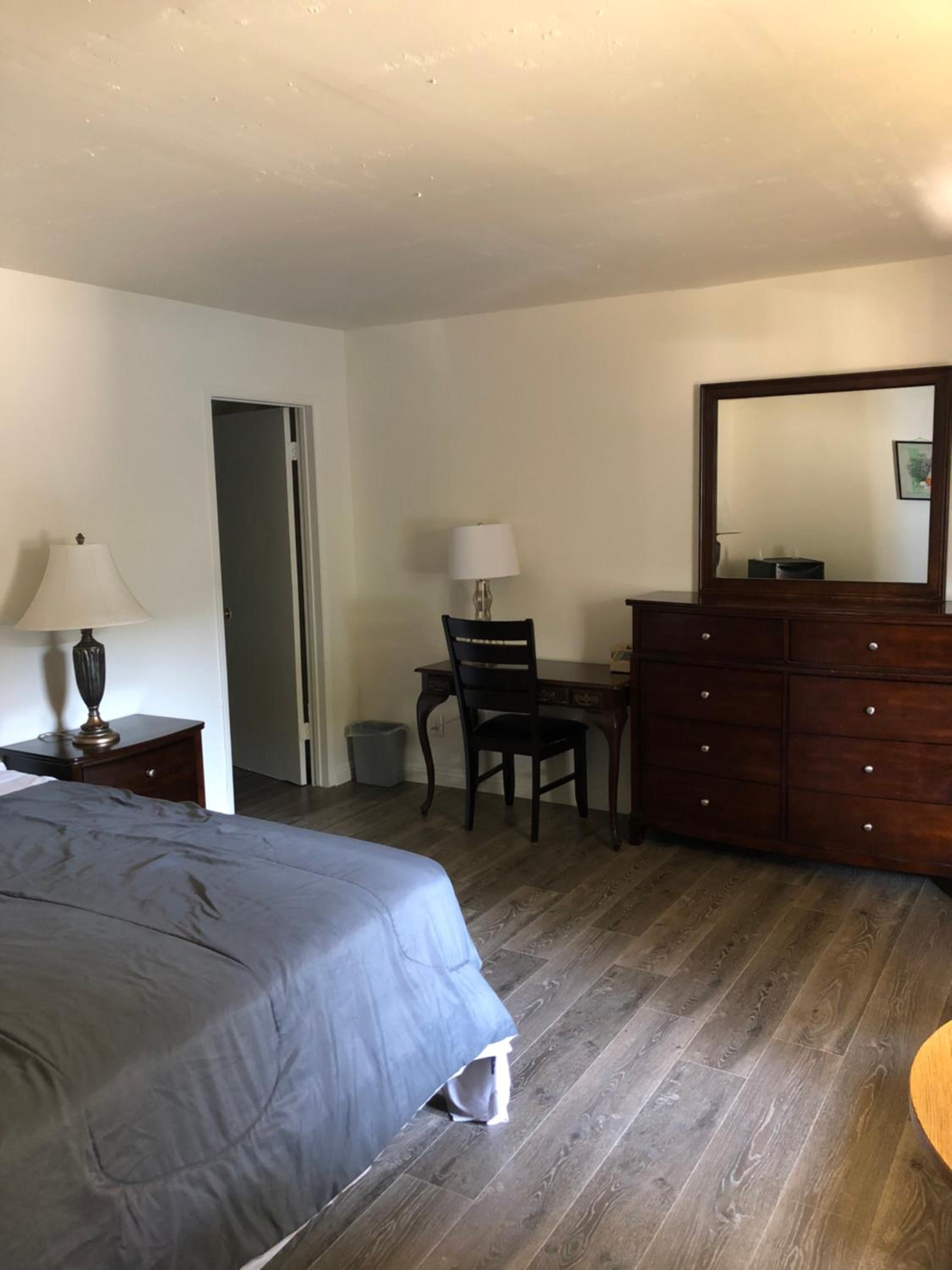 King Lodge Motel - Property Image 18
