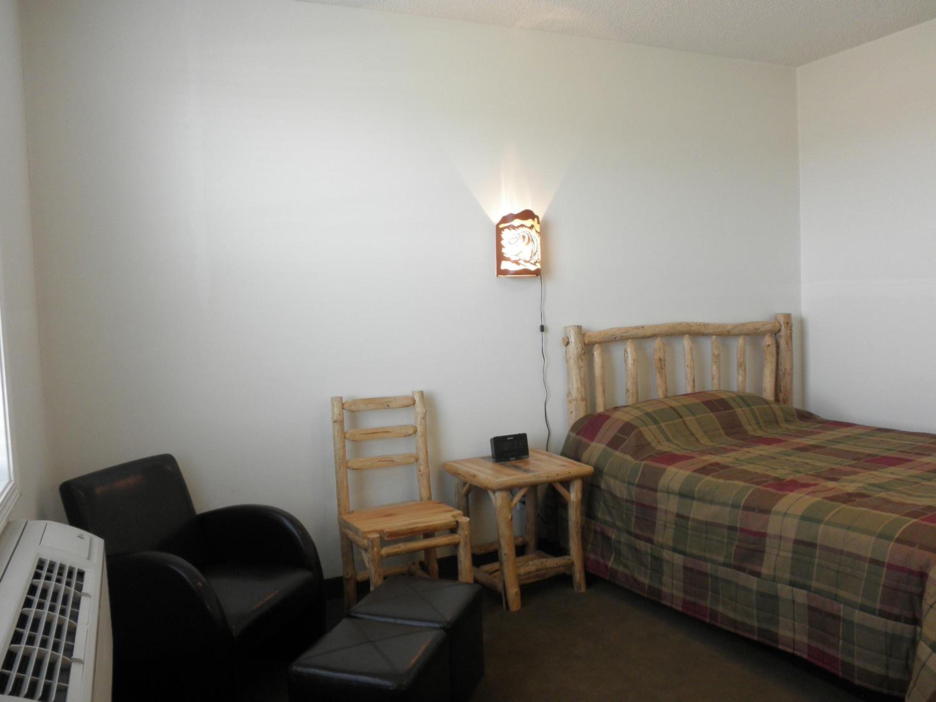 Bear's Den Lodge