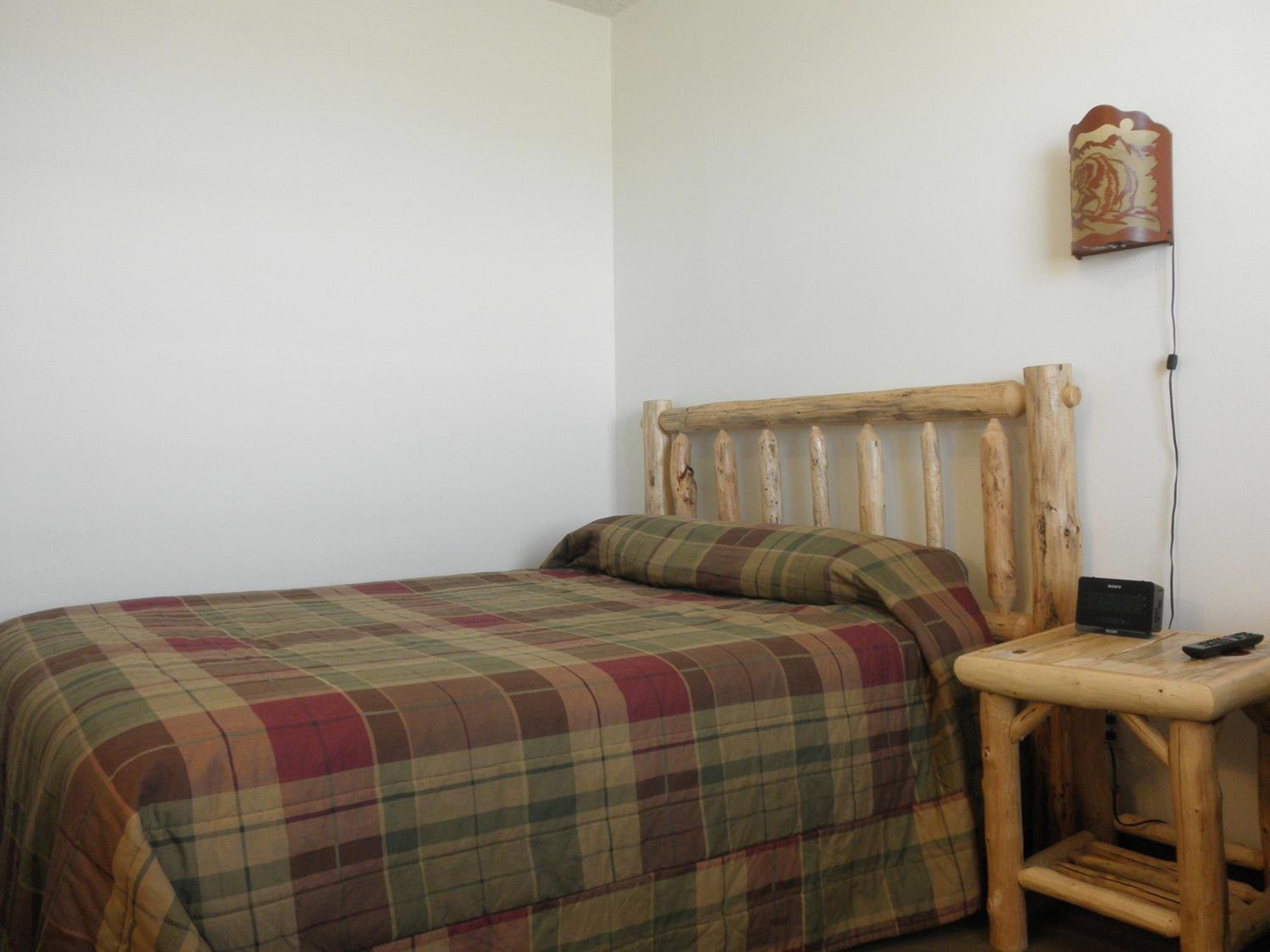 Bear's Den Lodge