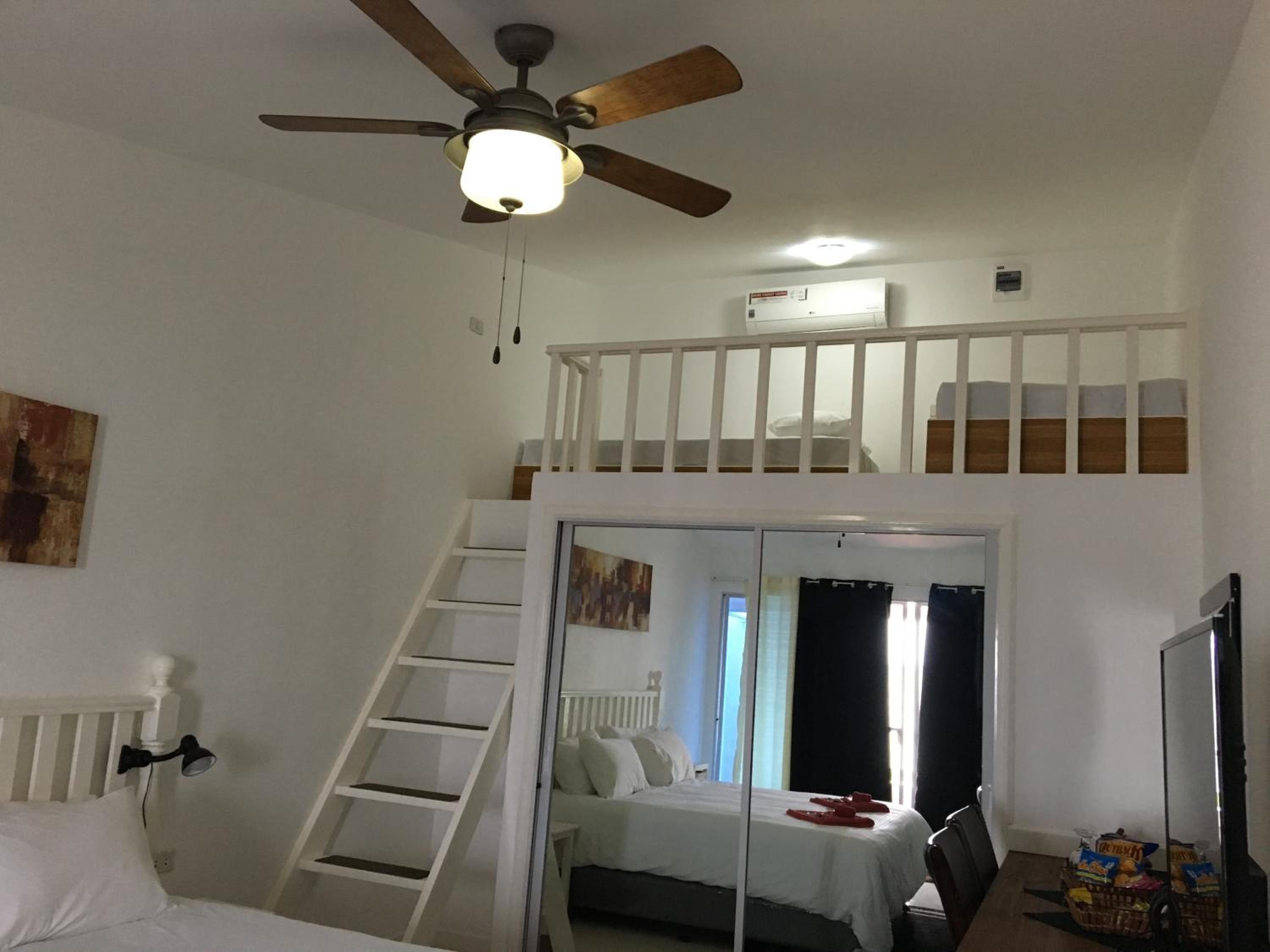 the beachhouse cebu