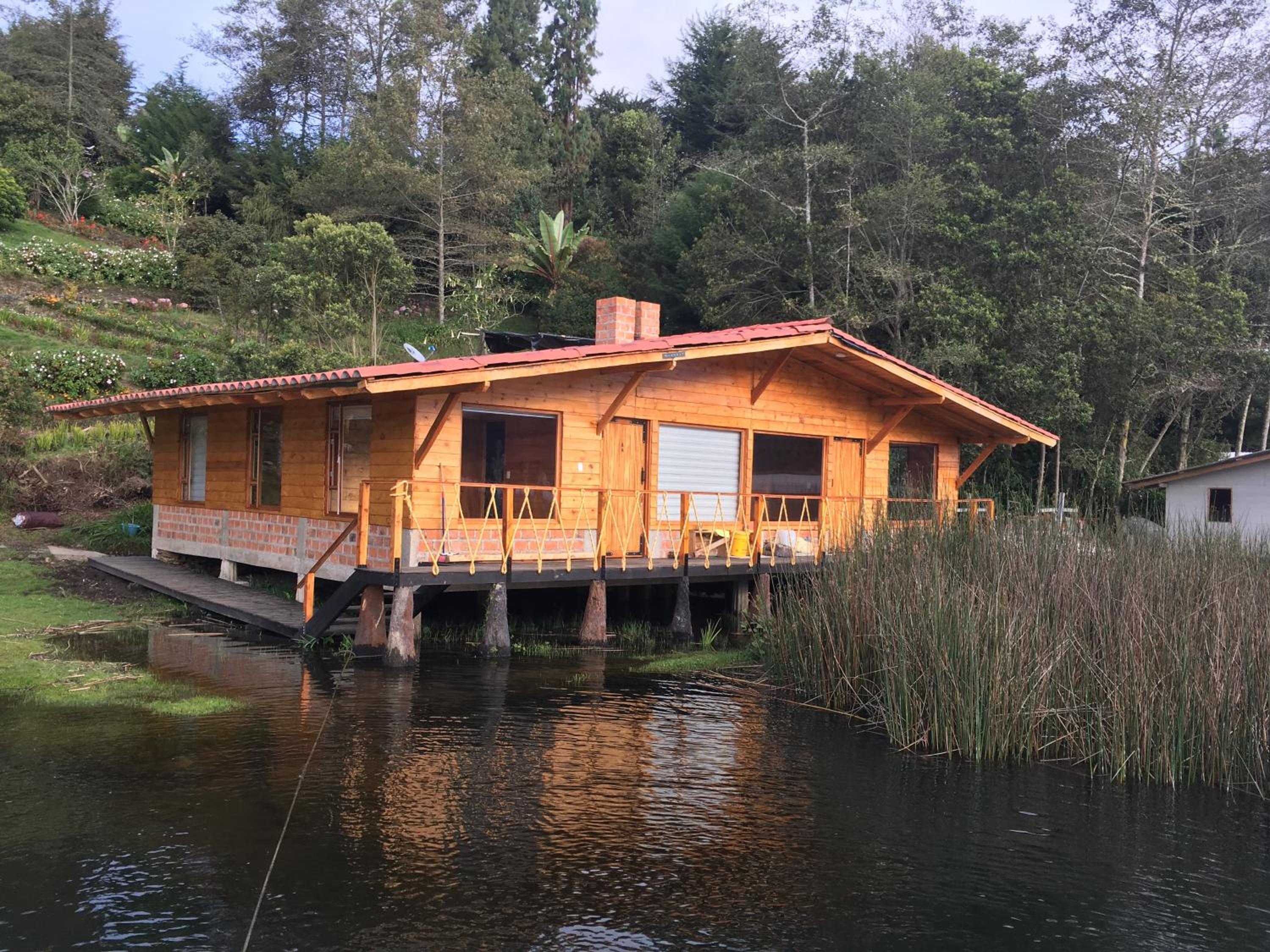 Cabaña en La Cocha-Finca INDIANA