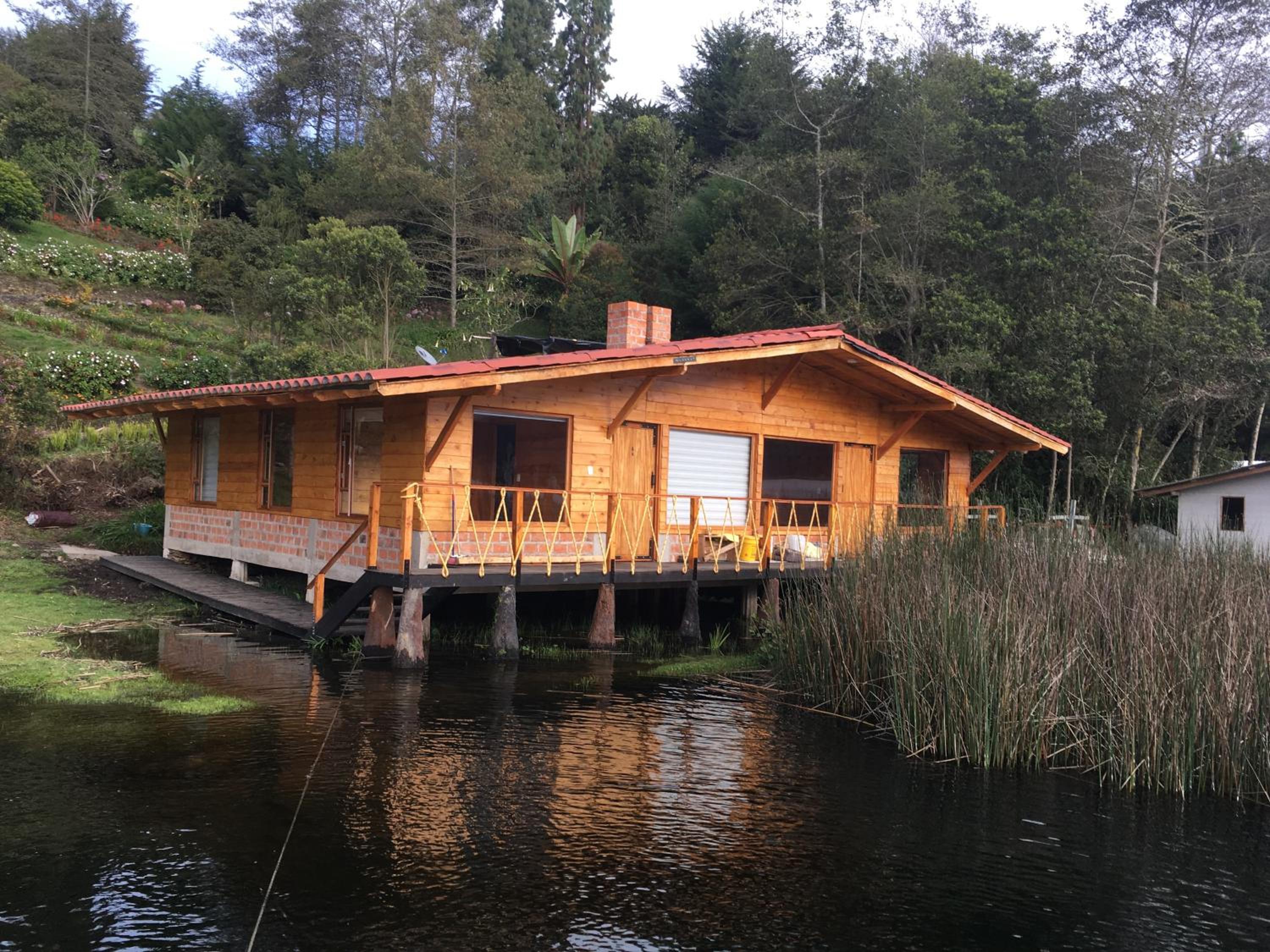 Cabaña en La Cocha-Finca INDIANA