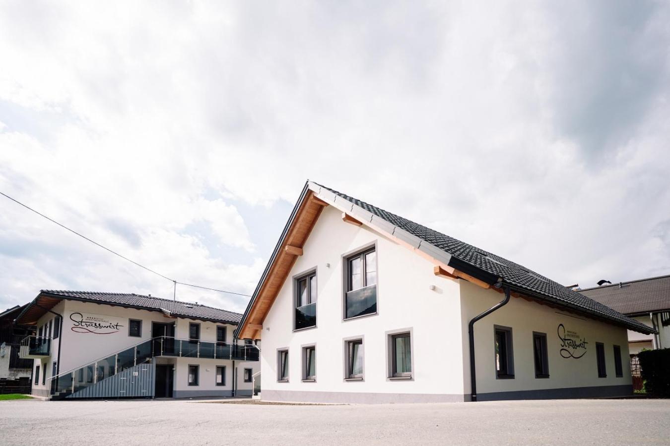 Apartmenthaus Strasswirt De Luxe