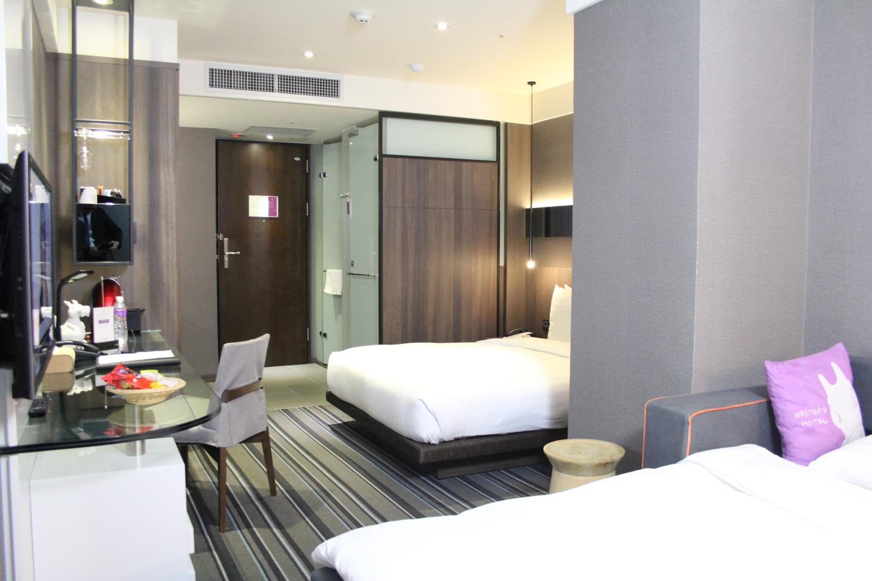 WESTGATE Hotel 34