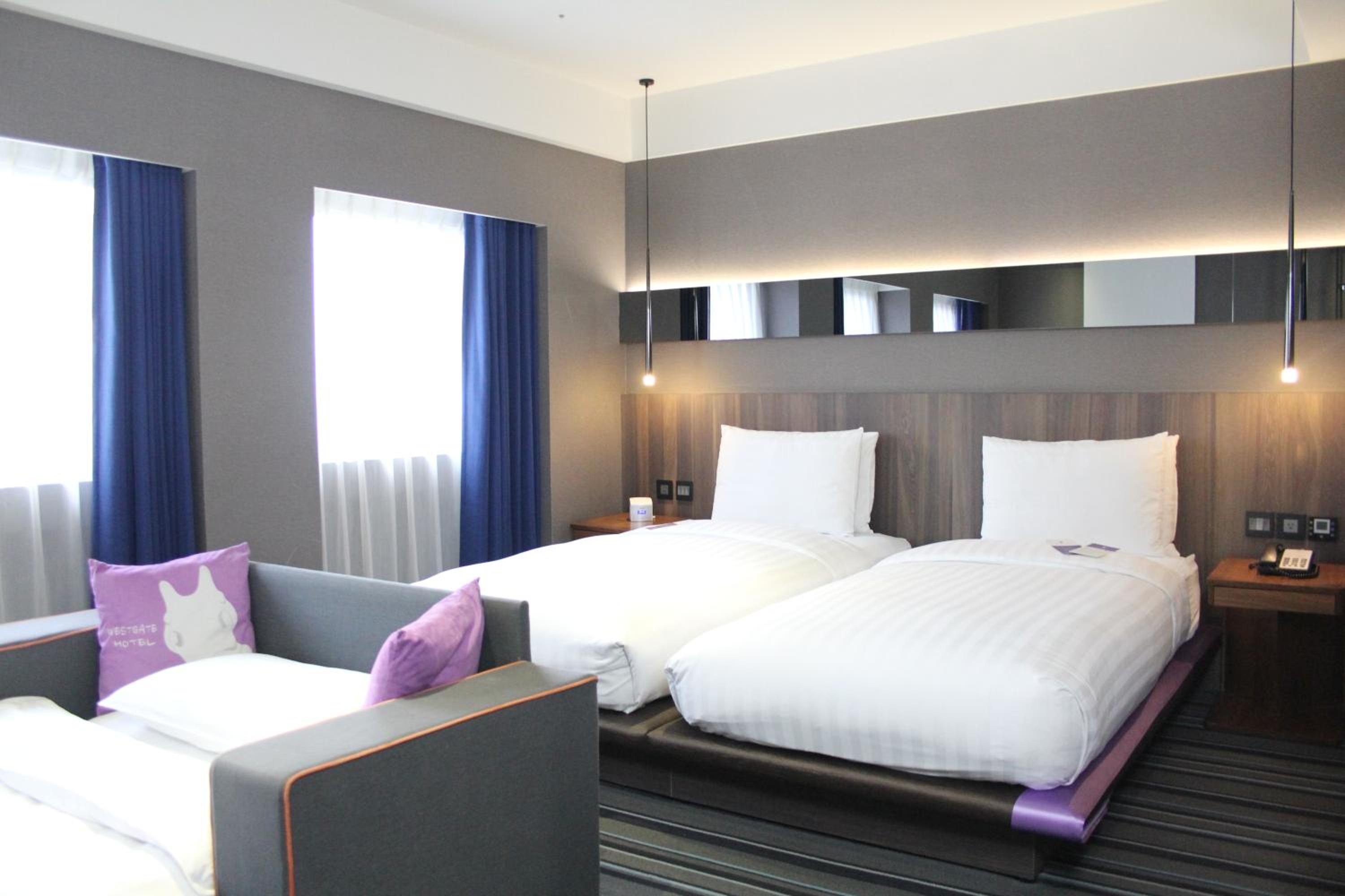 WESTGATE Hotel 33