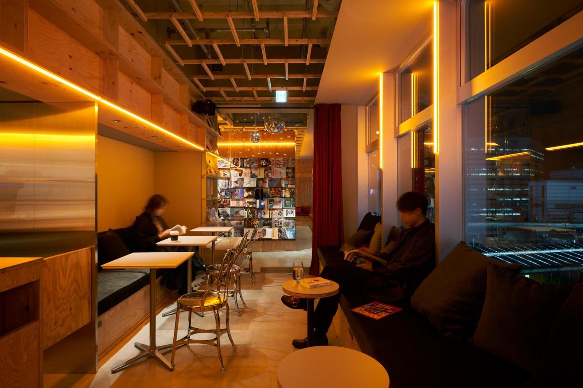 lounge