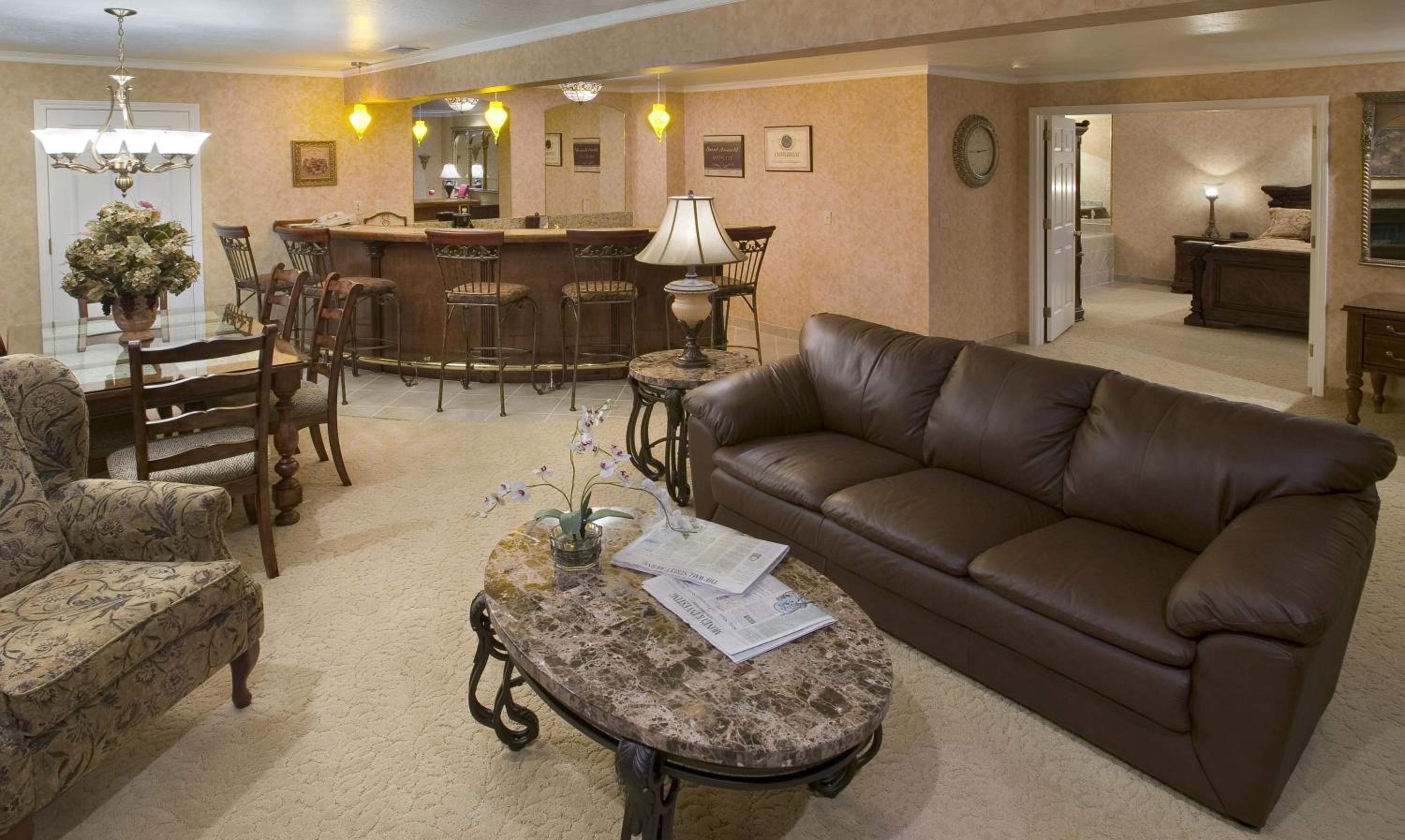 Medford Vacations - Rogue Regency Inn Suites - Property Image 27