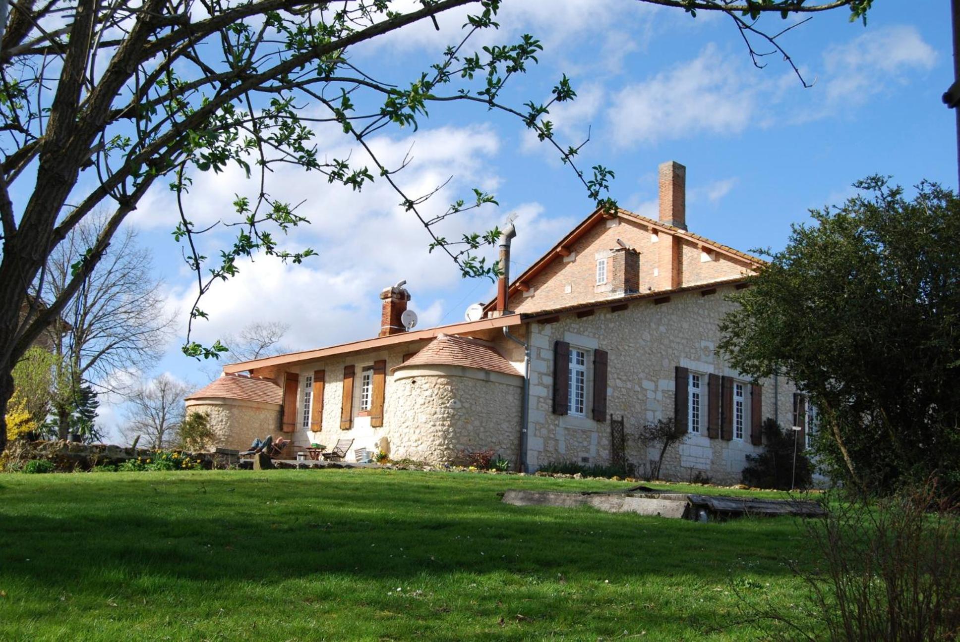 Le Logis des Quatre Puits view 4