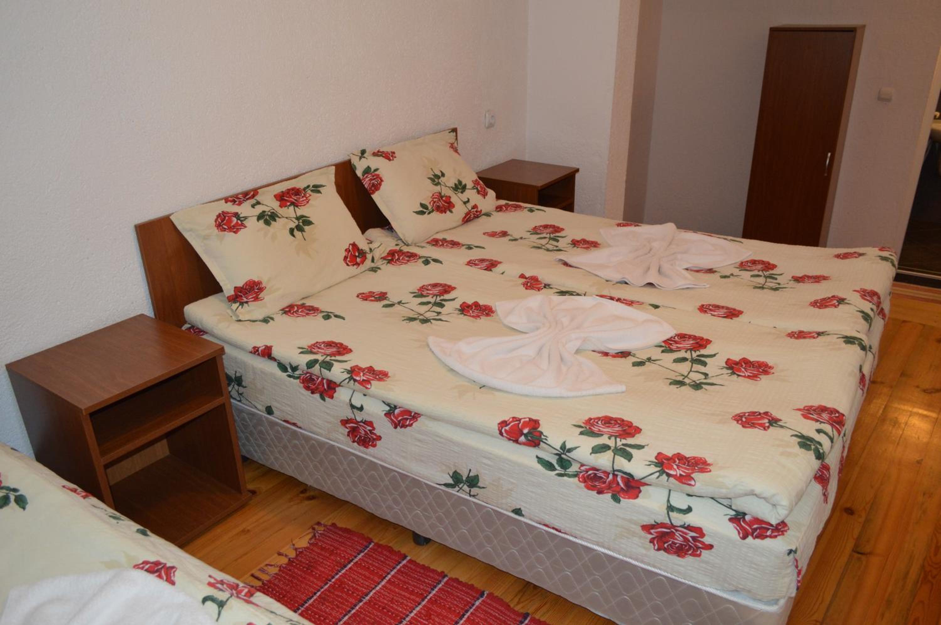 Baba Dora Guesthouse