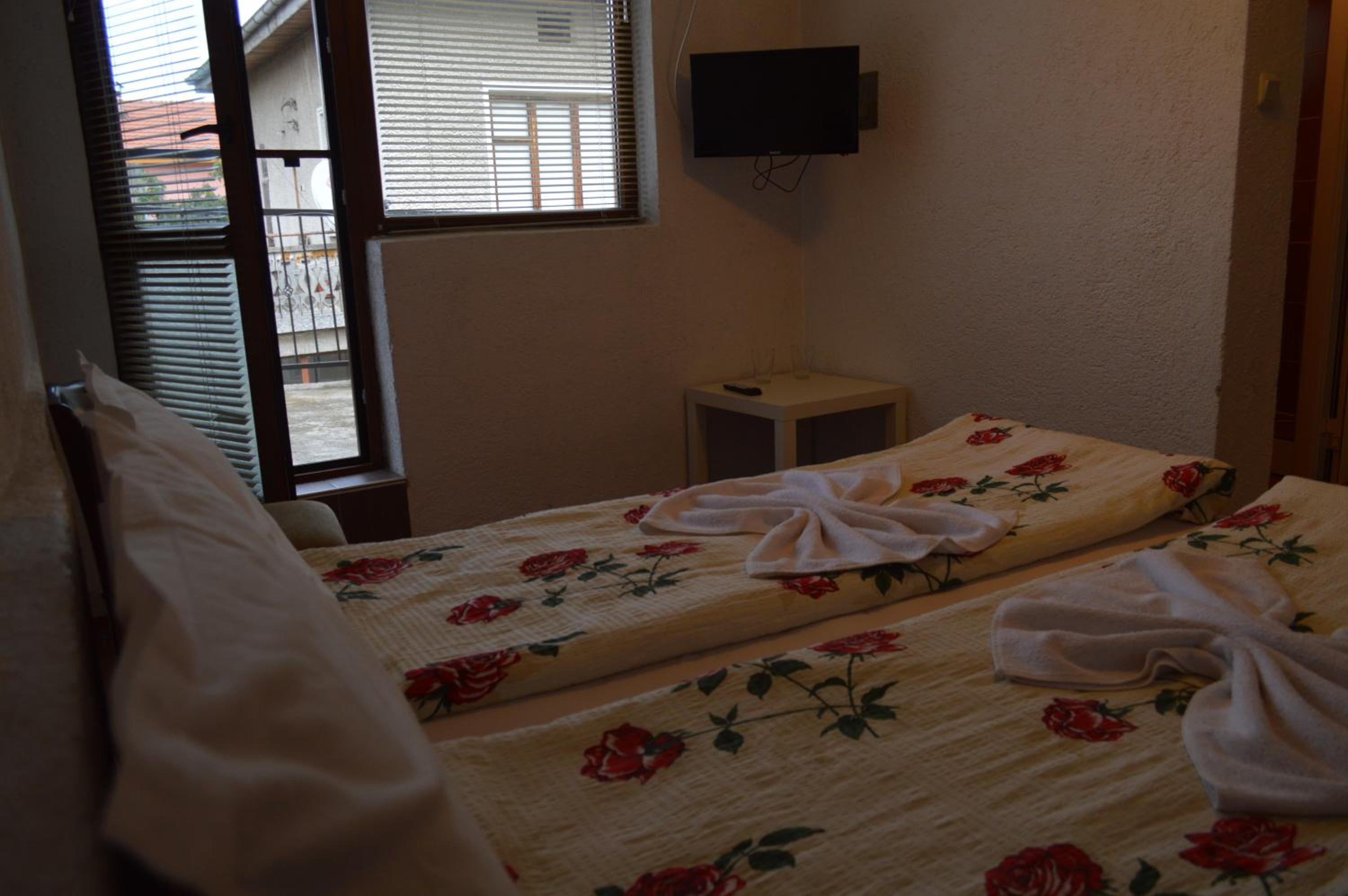 Baba Dora Guesthouse
