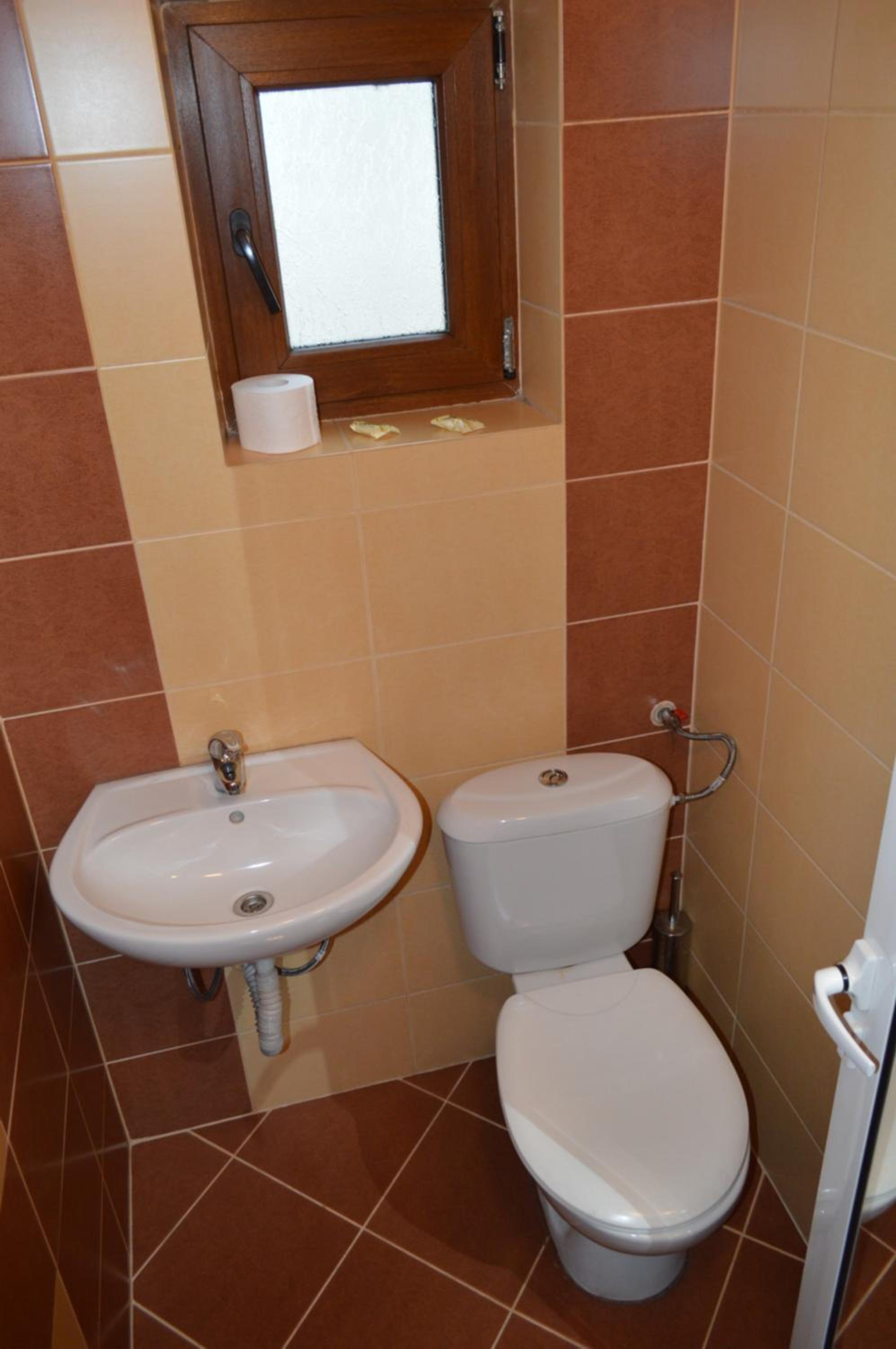 Baba Dora Guesthouse