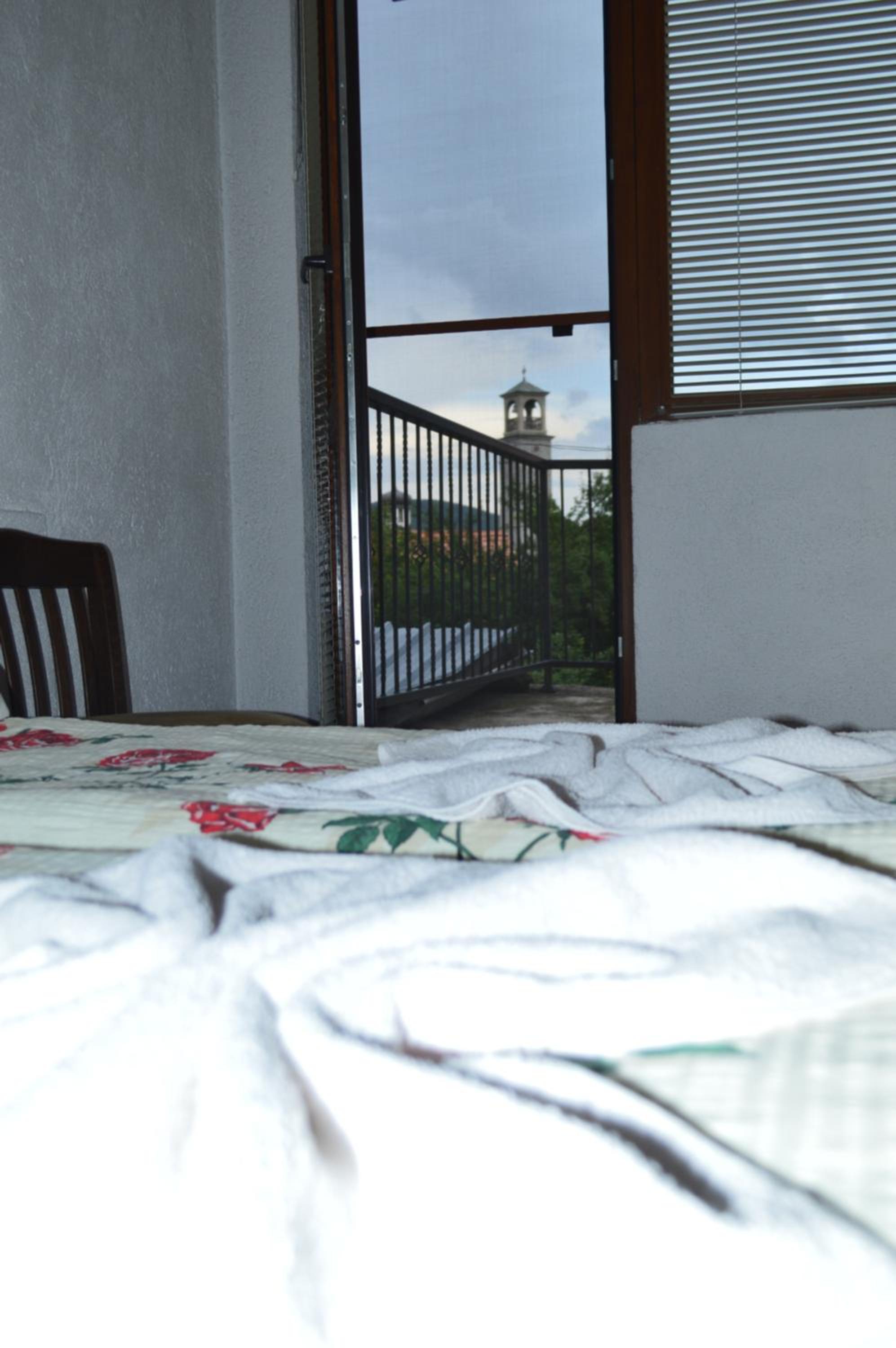 Baba Dora Guesthouse