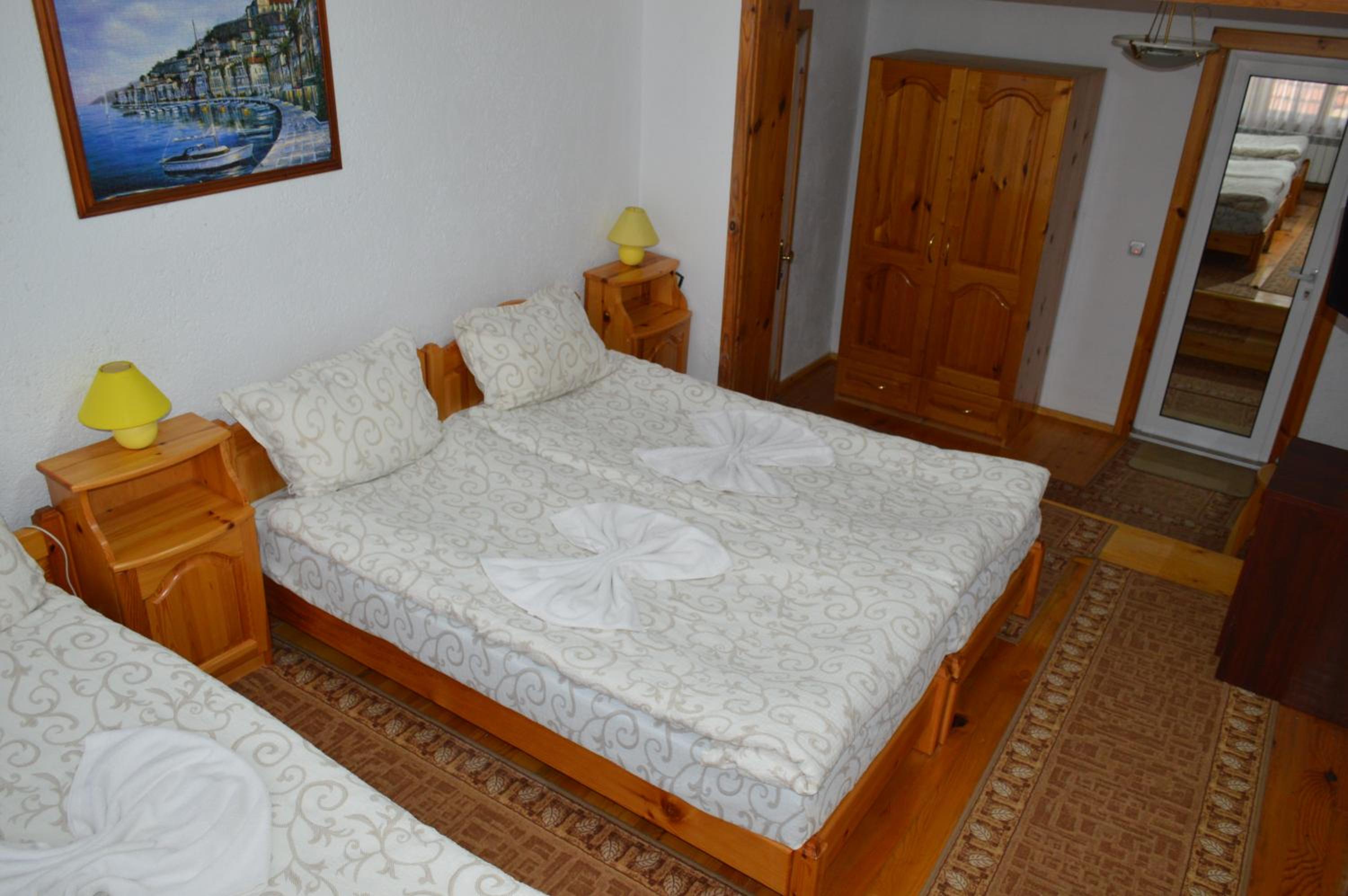 Baba Dora Guesthouse