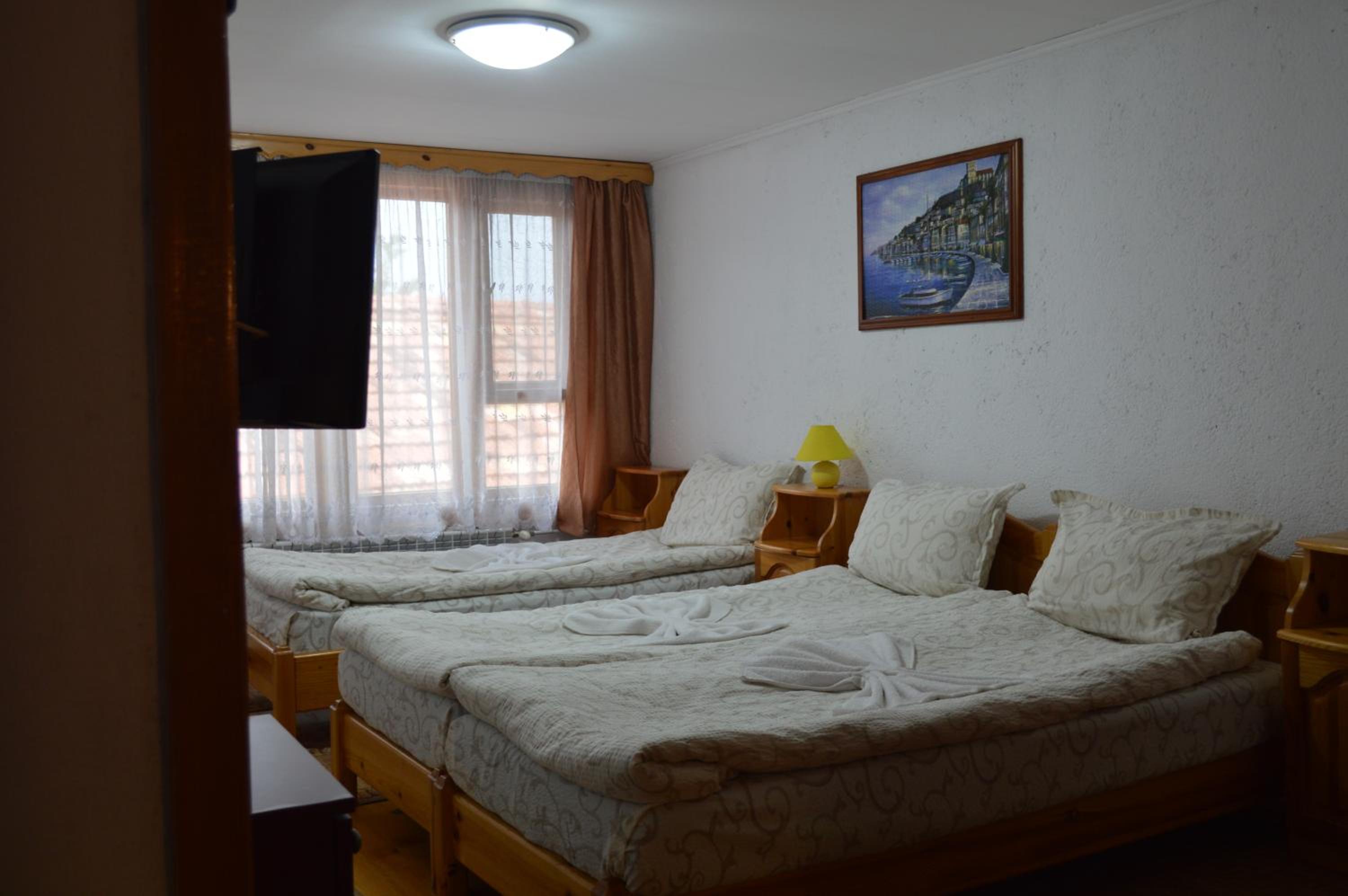 Baba Dora Guesthouse