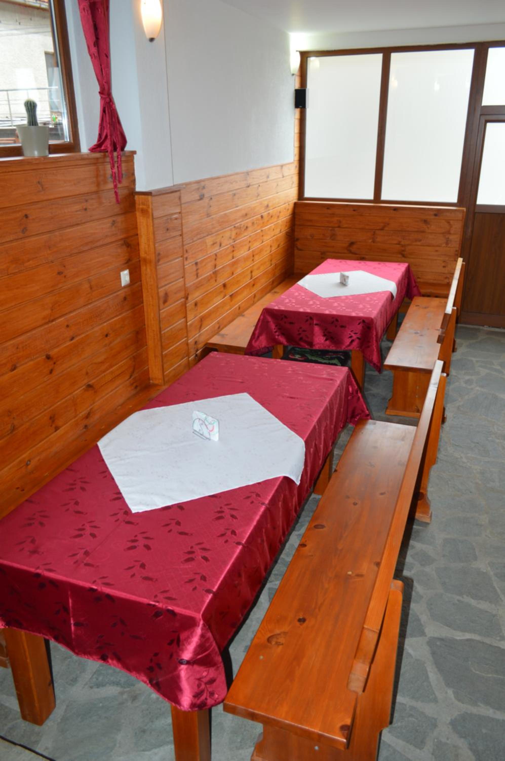 Baba Dora Guesthouse