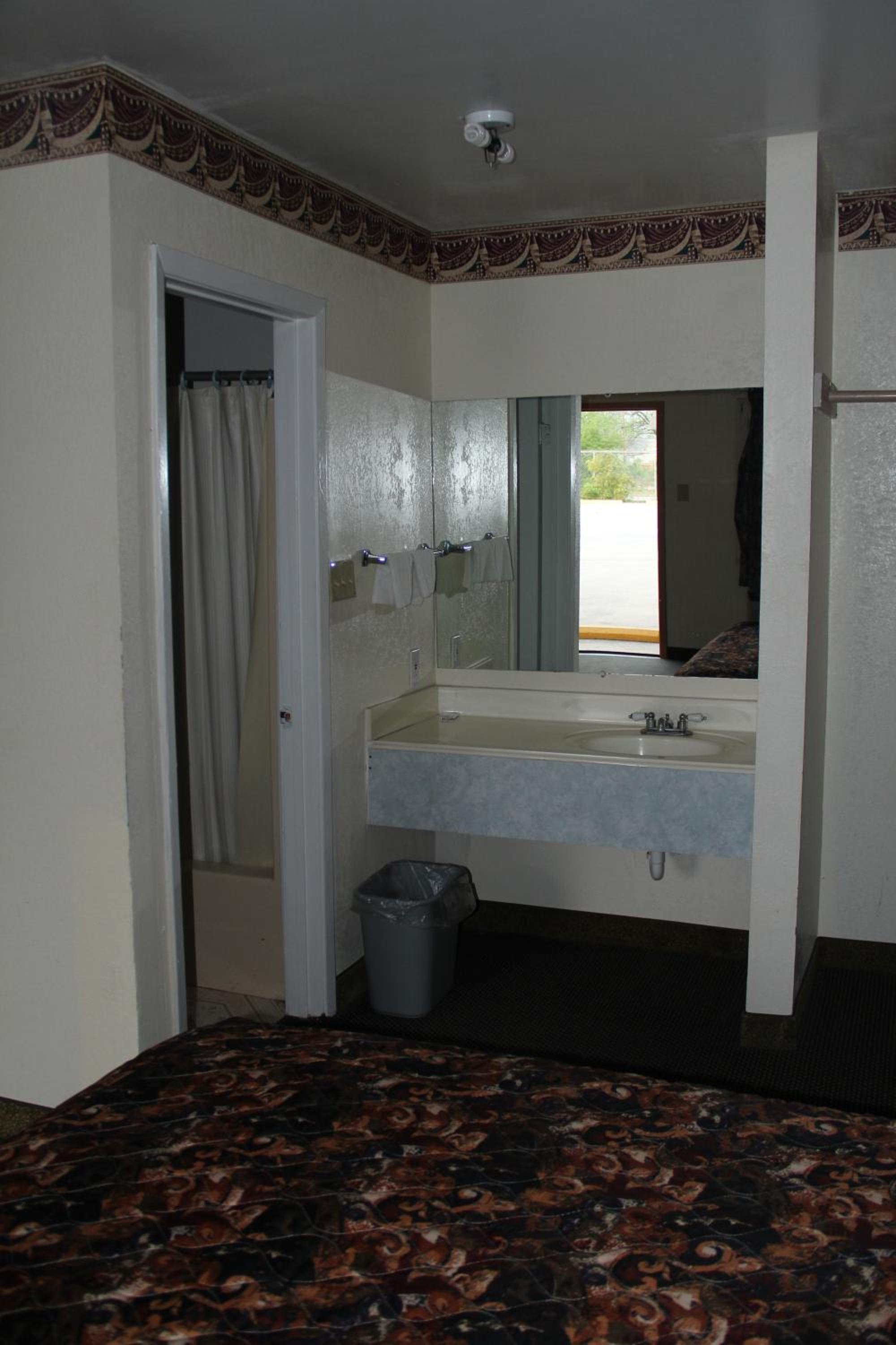 Photo 19