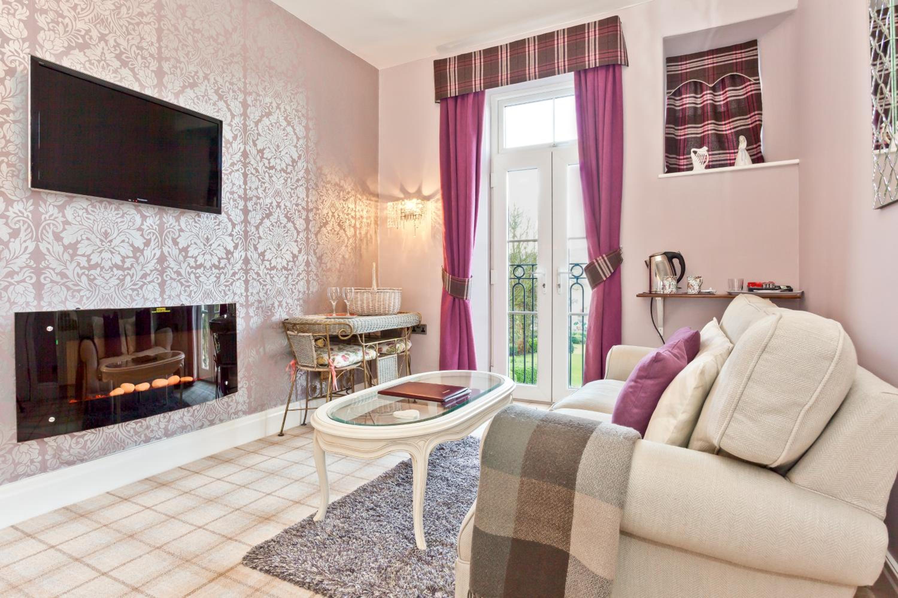 Bowness Bay Suites