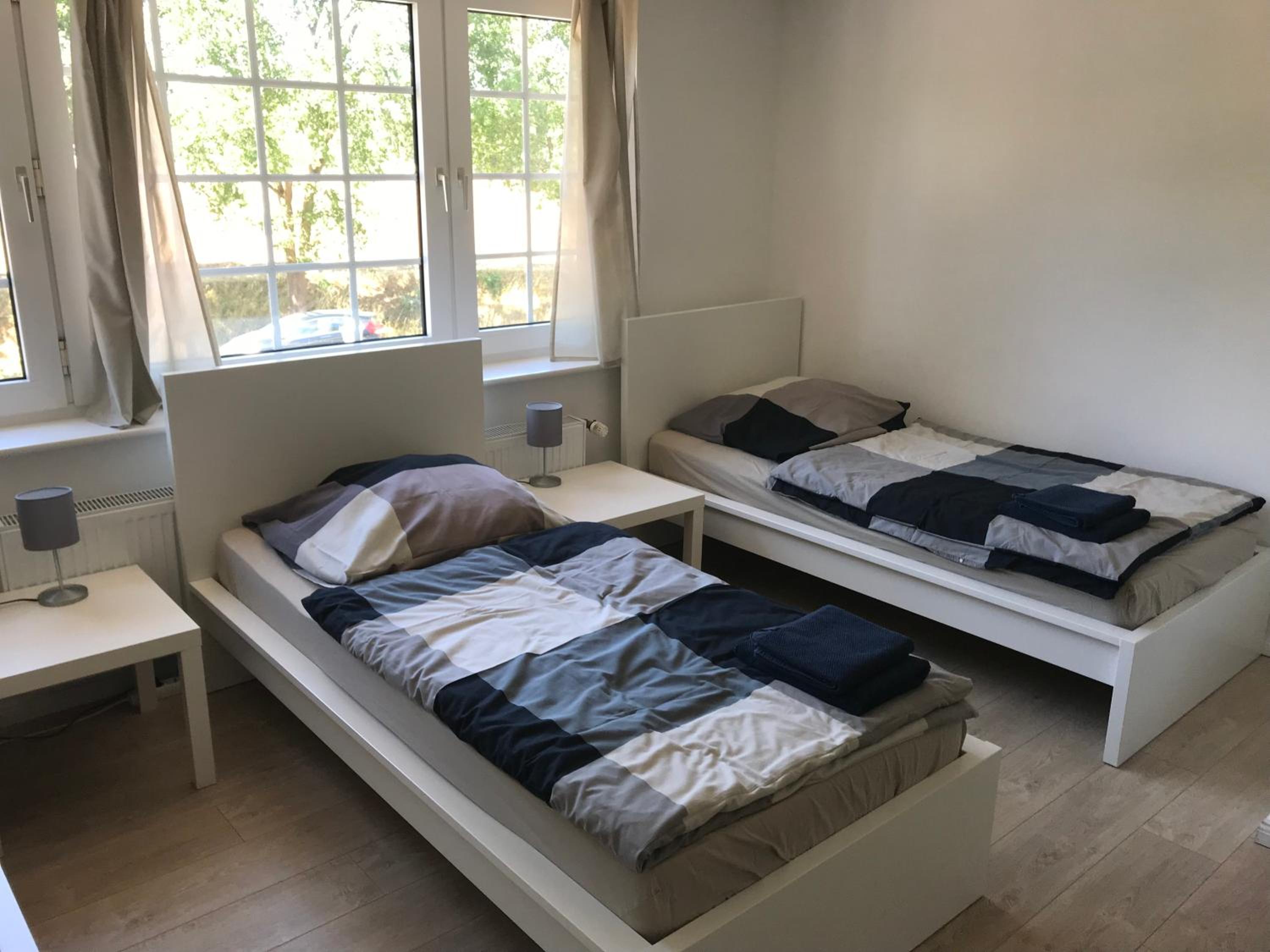 have-a-nice-Stay - Monteurunterkunft - Einzelbetten - Bad - Küche - Parkplatz