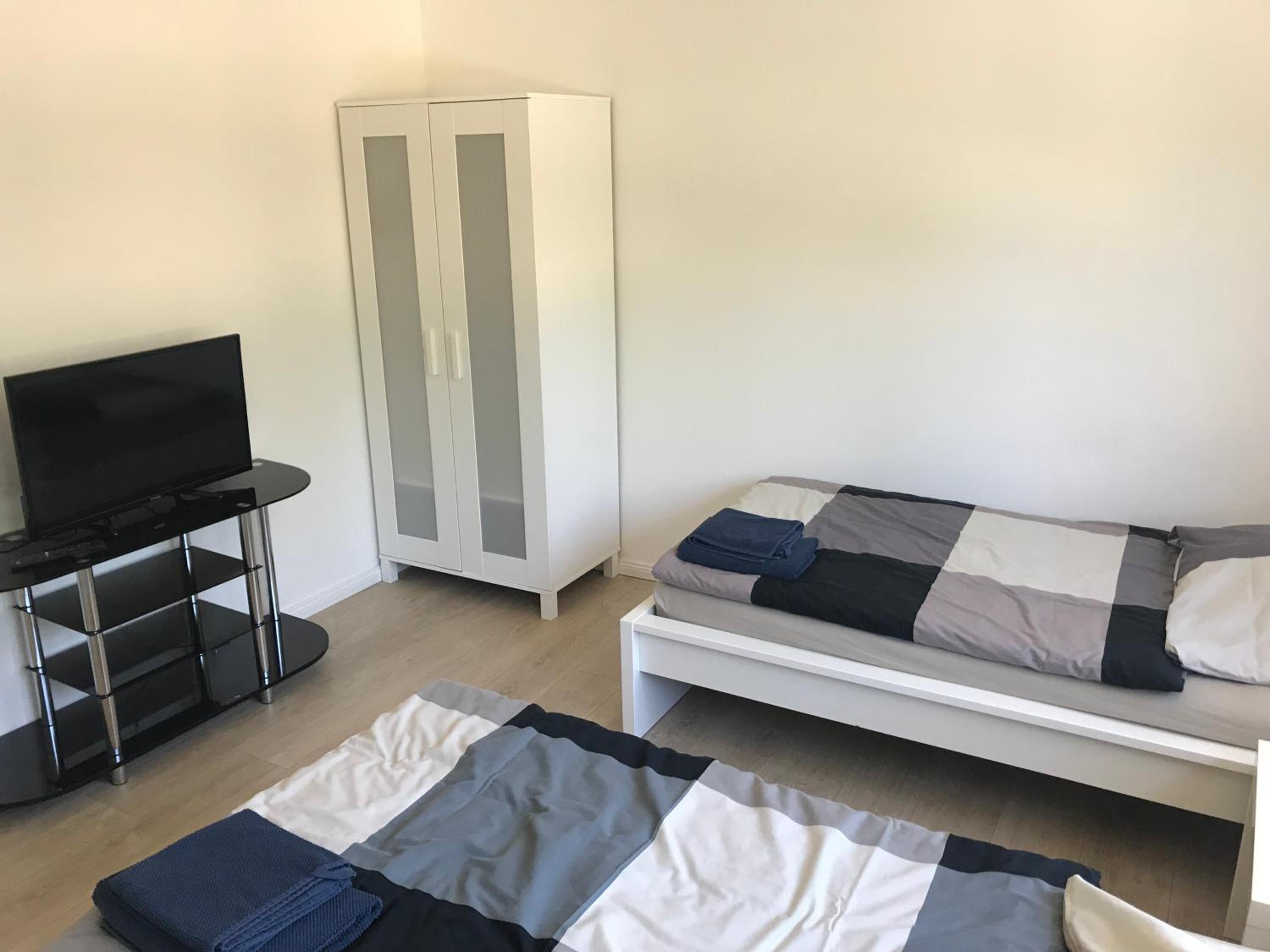 have-a-nice-Stay - Monteurunterkunft - Einzelbetten - Bad - Küche - Parkplatz