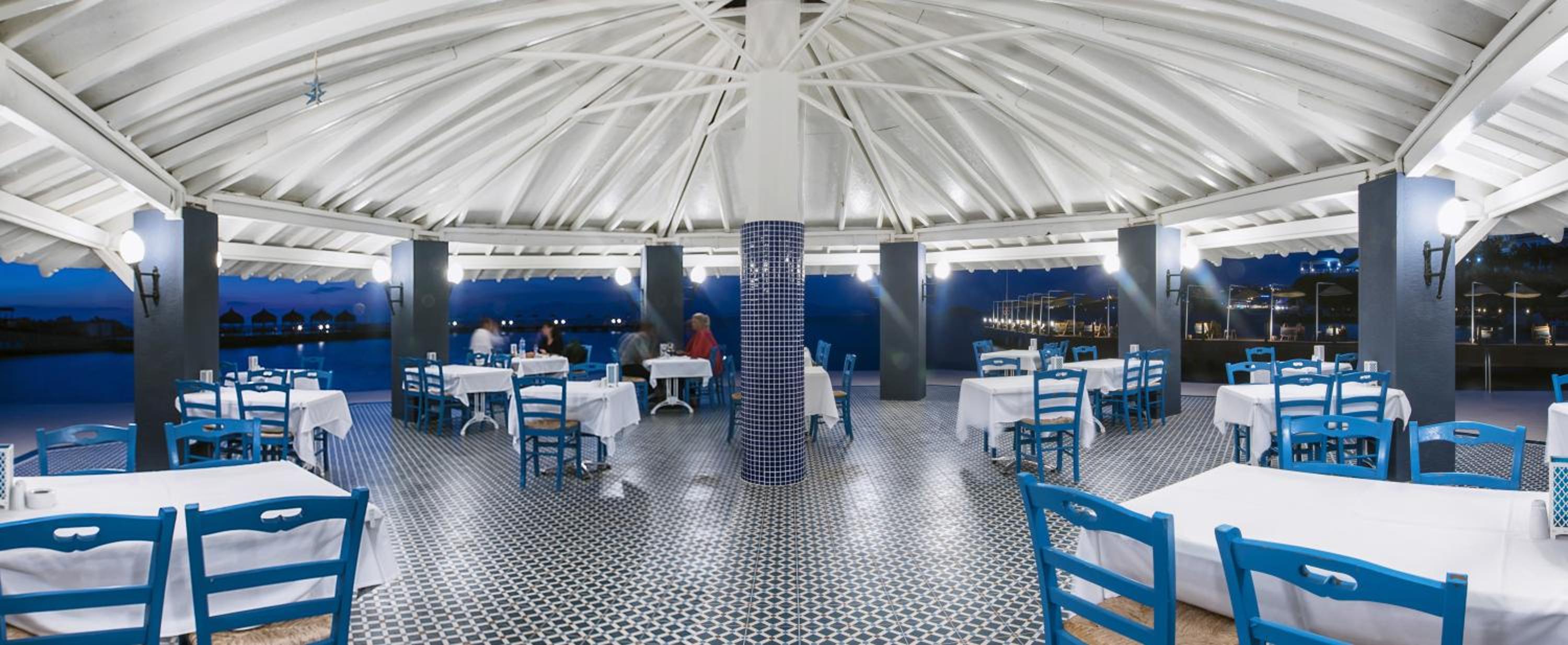 Le Bleu Hotel & Resort Kusadasi