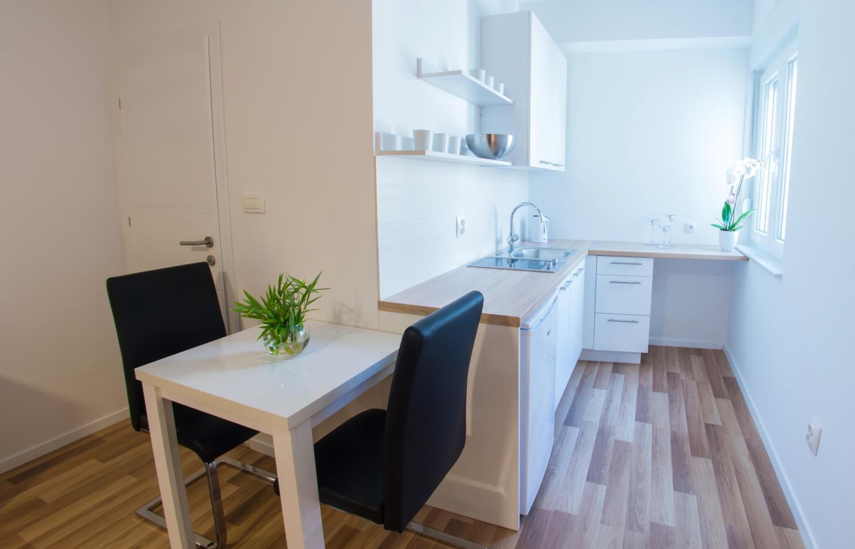 COMFORT APARTMENTS M&S