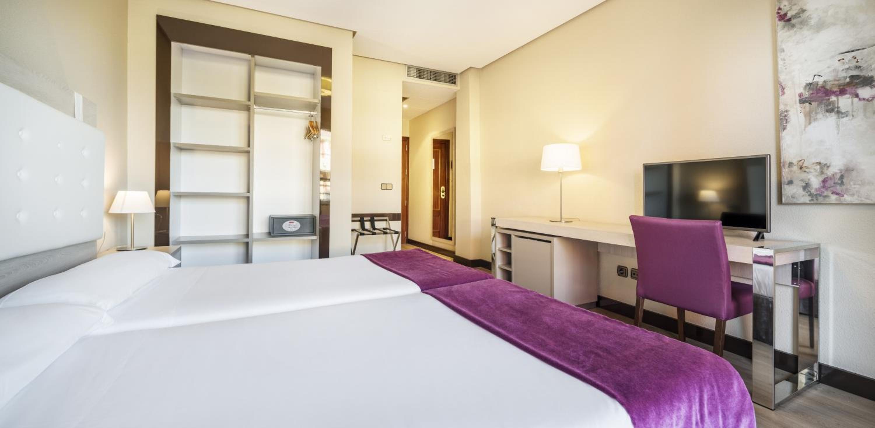 Badajoz Vacations - Ilunion Golf Badajoz - Property Image 3
