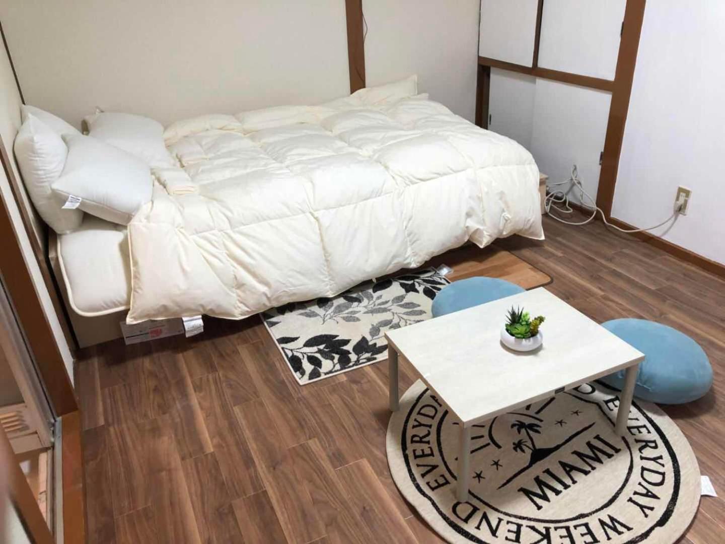 Happy Apartment