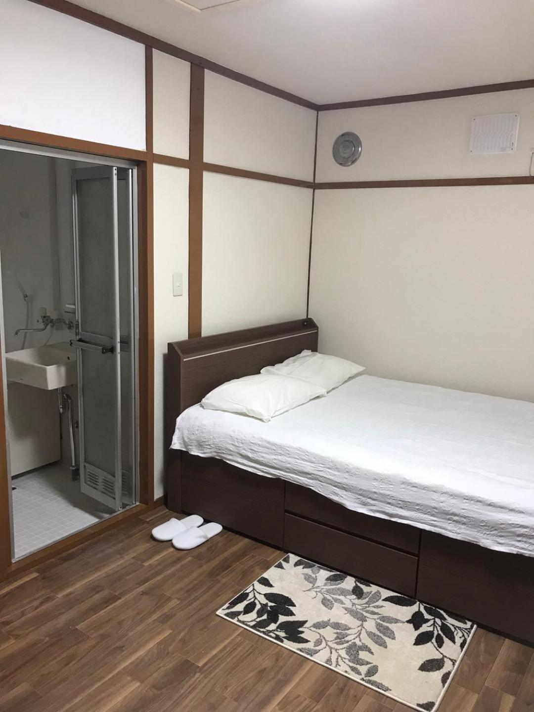 Happy Apartment