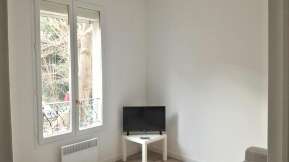 Charming Parisian studio!