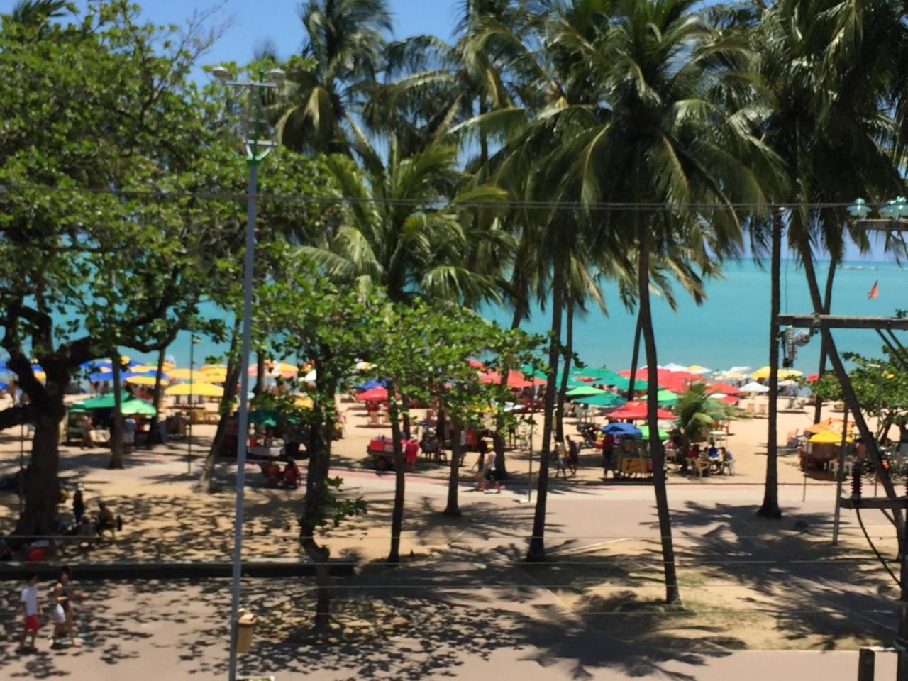 Apartamento Studio na Beira Mar de Pajuçara - todo reformado view 3