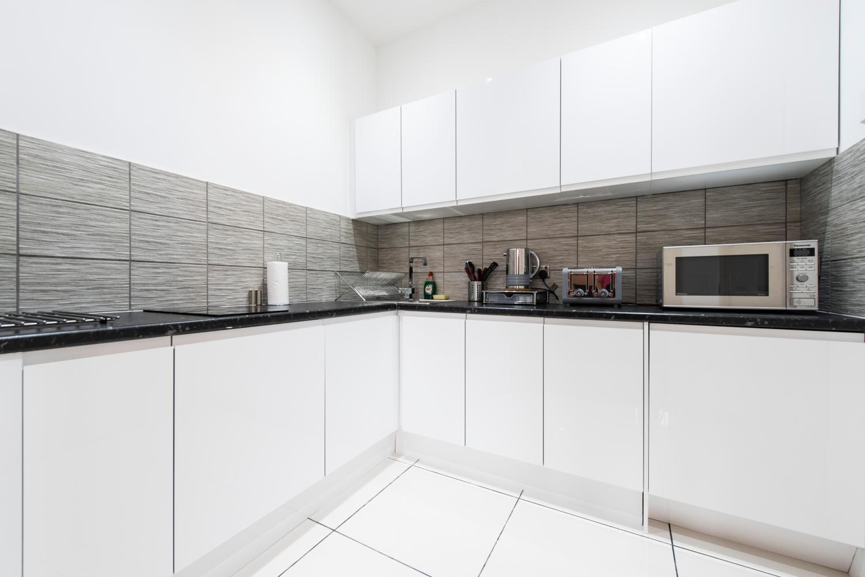 Grosvenor Suites view 5