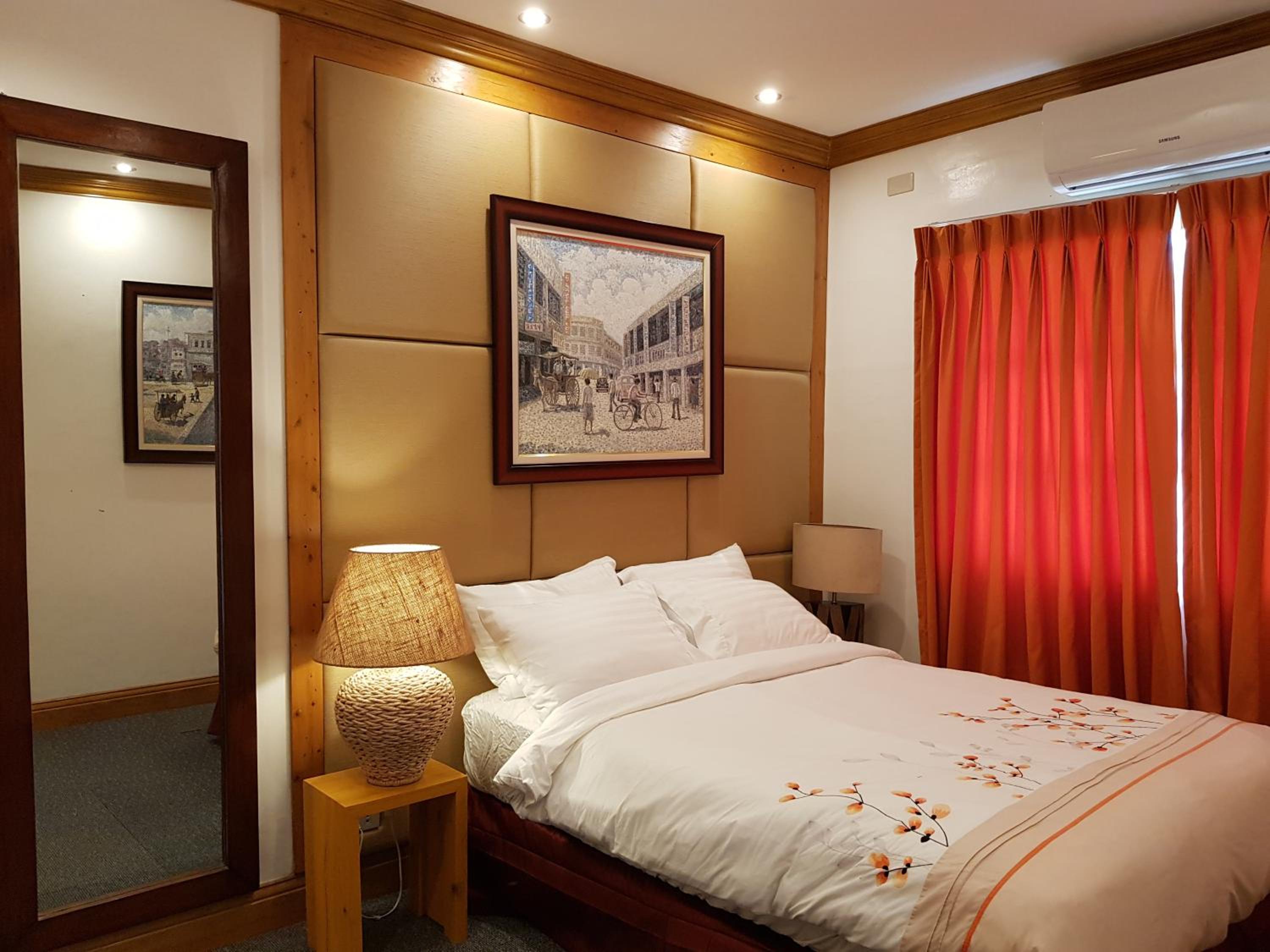 Stay Amare Pacific Grand Magnolia view 5