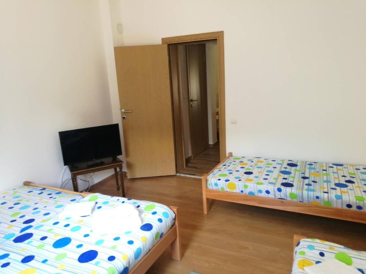 Photo 46
