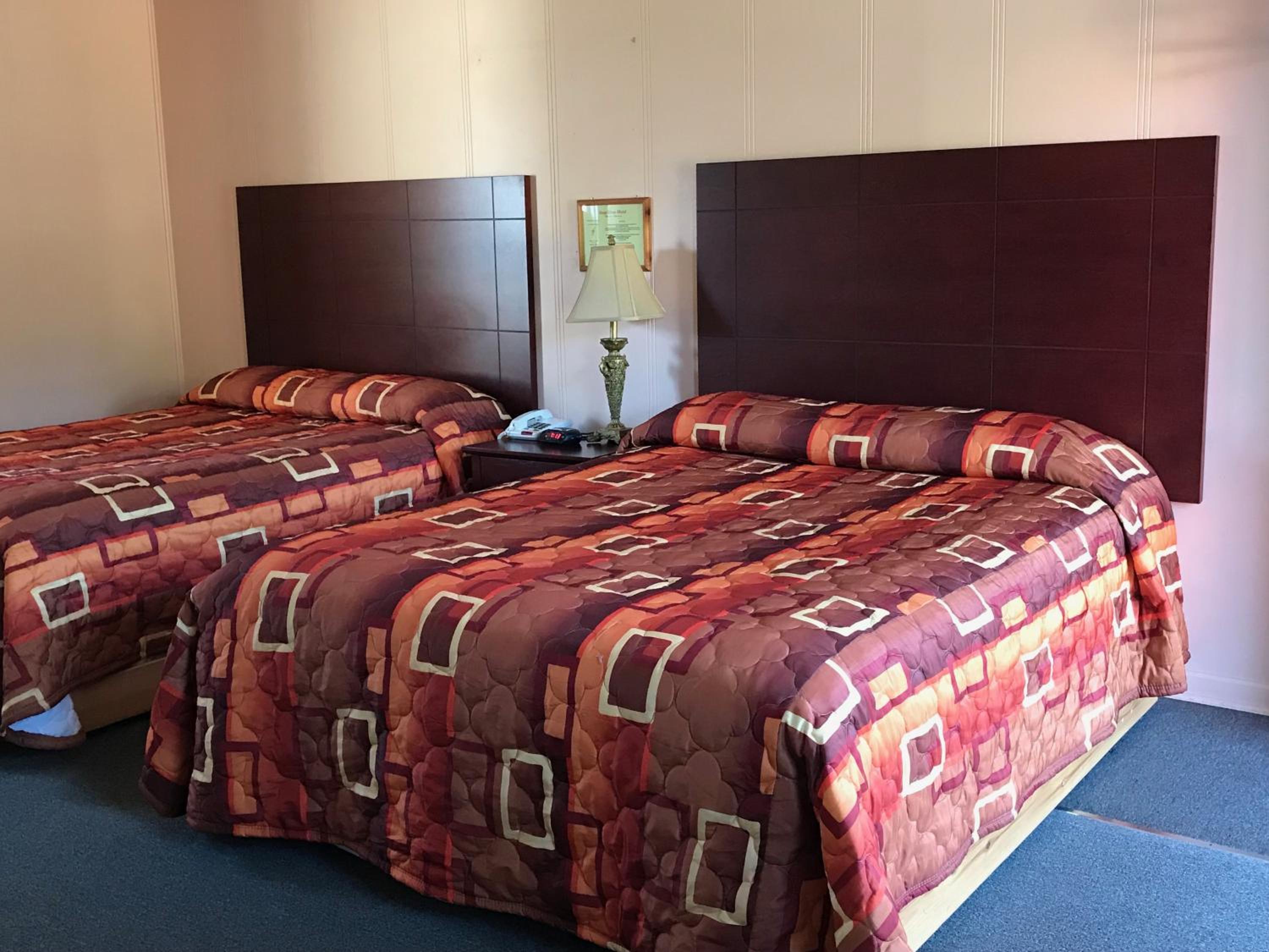Deep River Motel