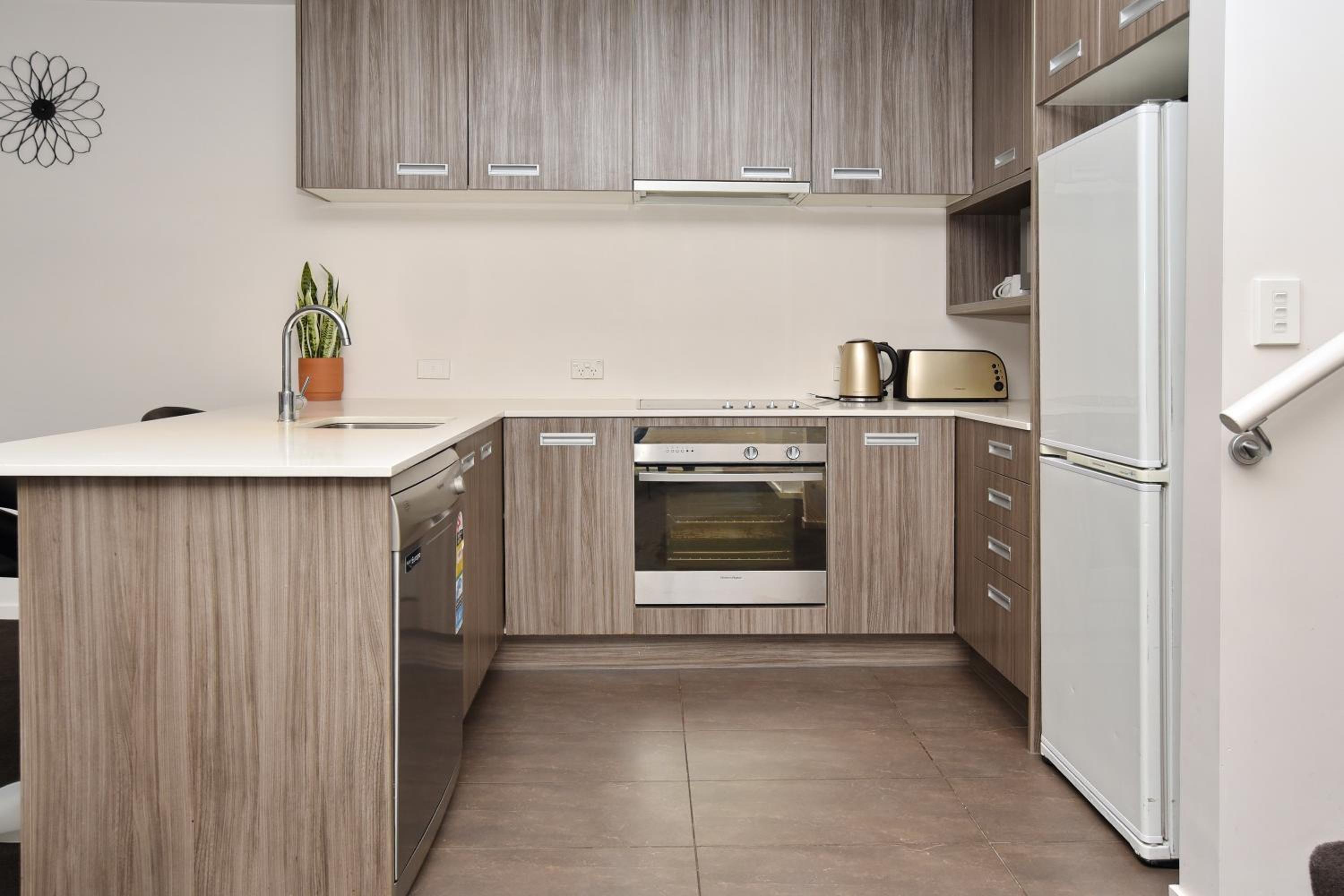 Armagh Apartment 3 - Christchurch Holiday Homes