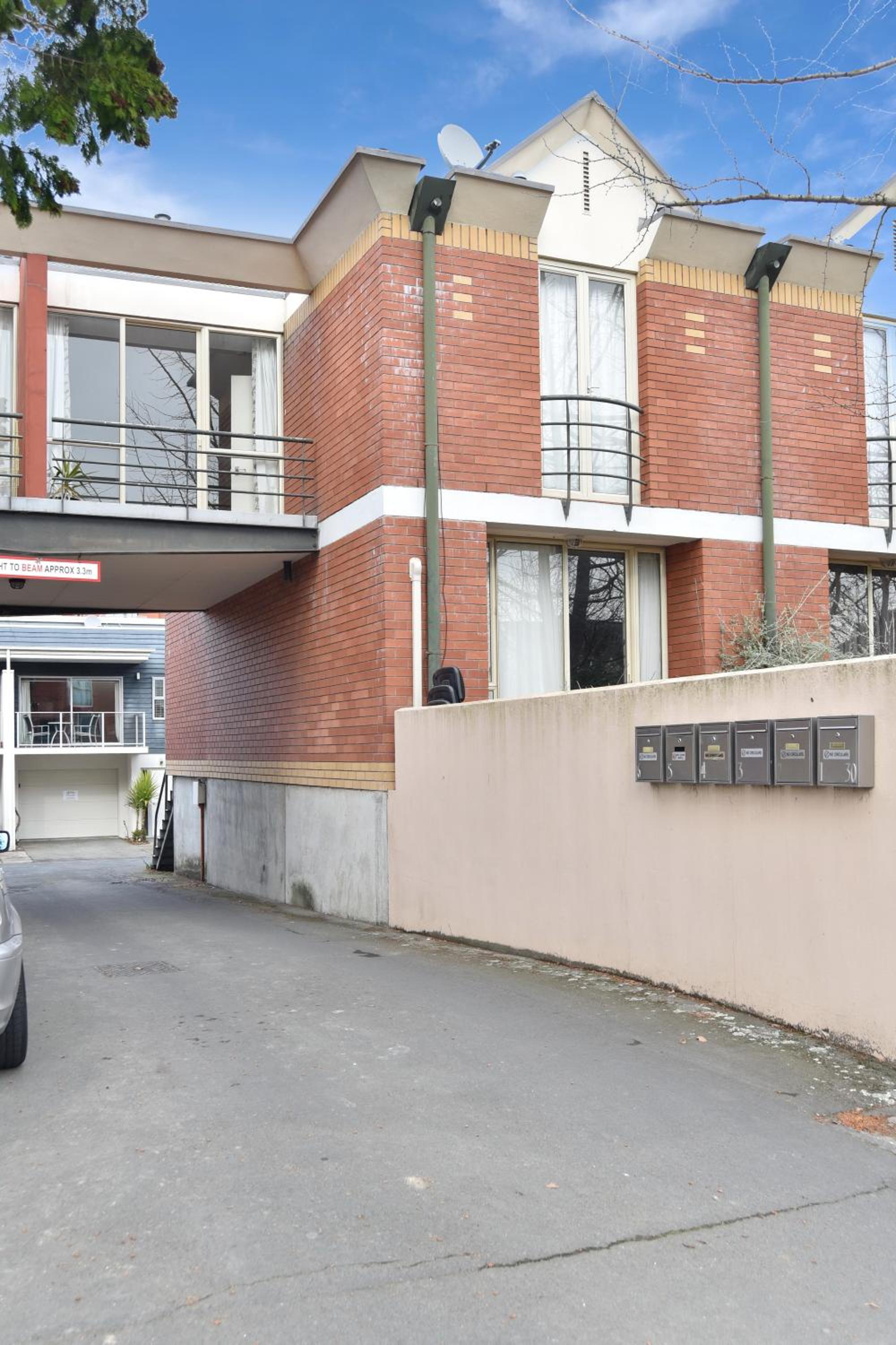 Armagh Apartment 3 - Christchurch Holiday Homes